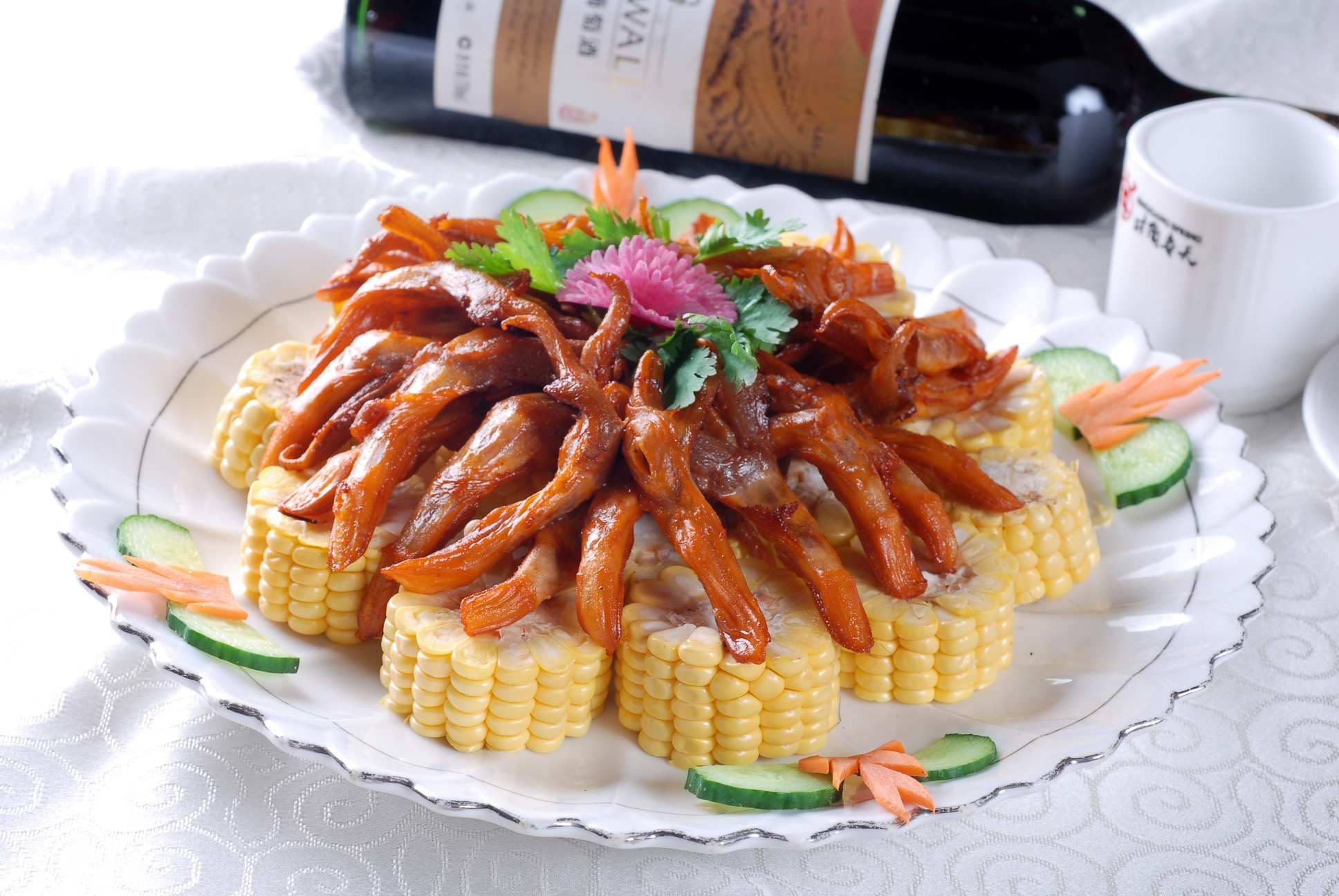 餐饮美食川菜创新黄金鸭莉高清图片