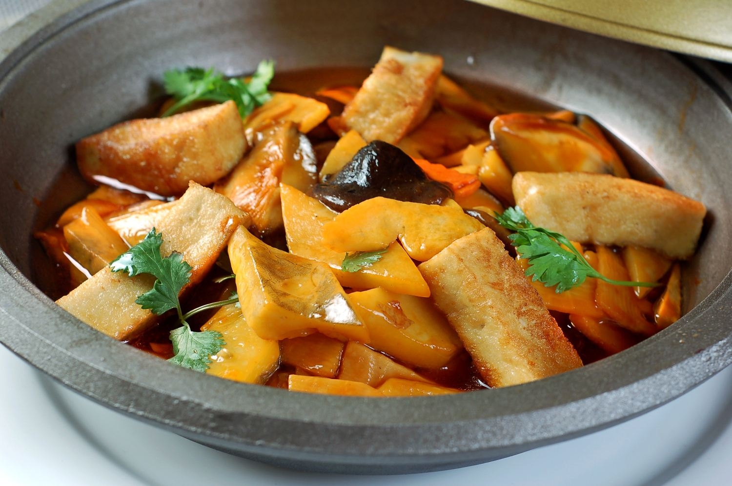 餐饮美食砂锅裙边高清图片