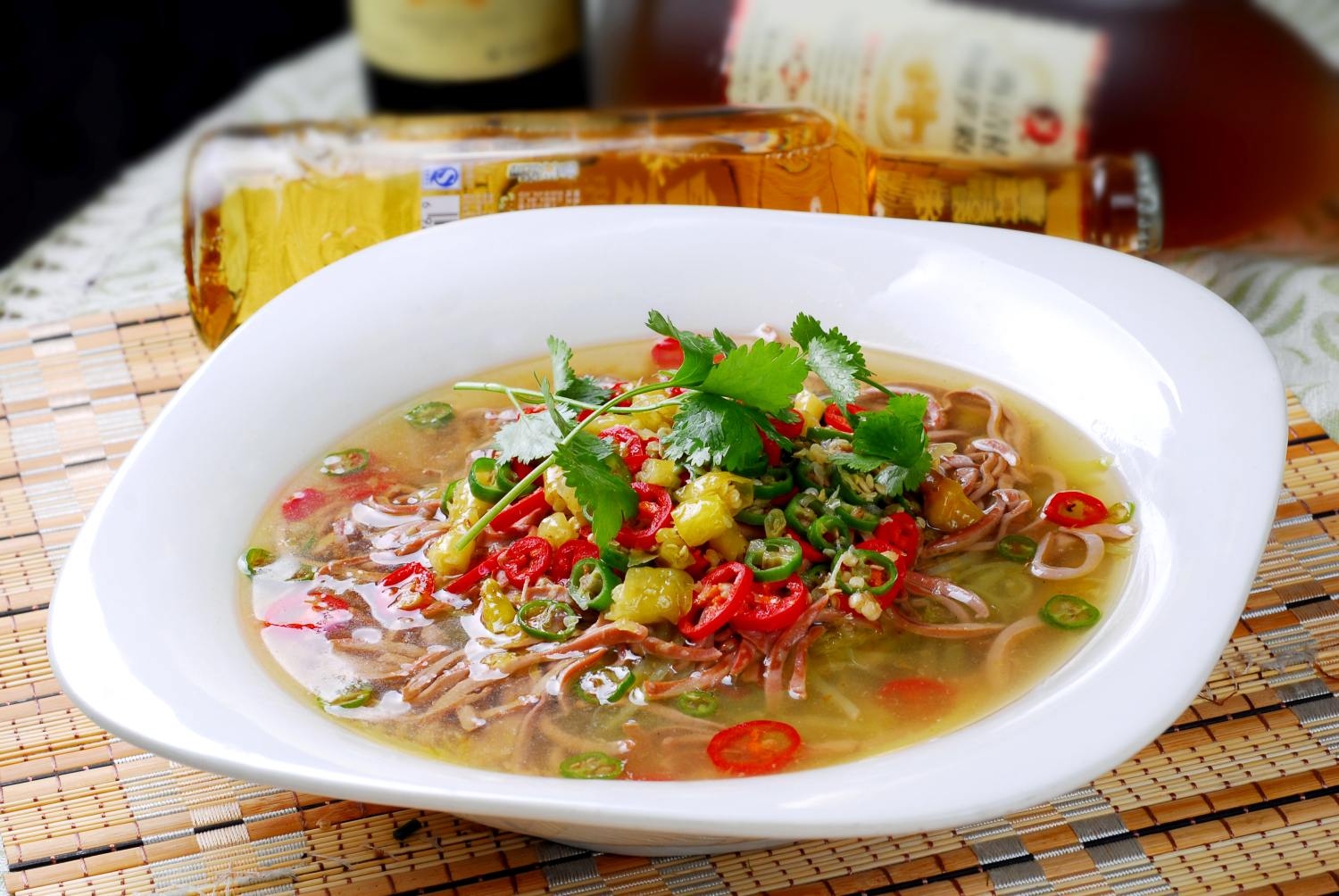 餐饮美食精品小炒脆笋腰丝高清图片