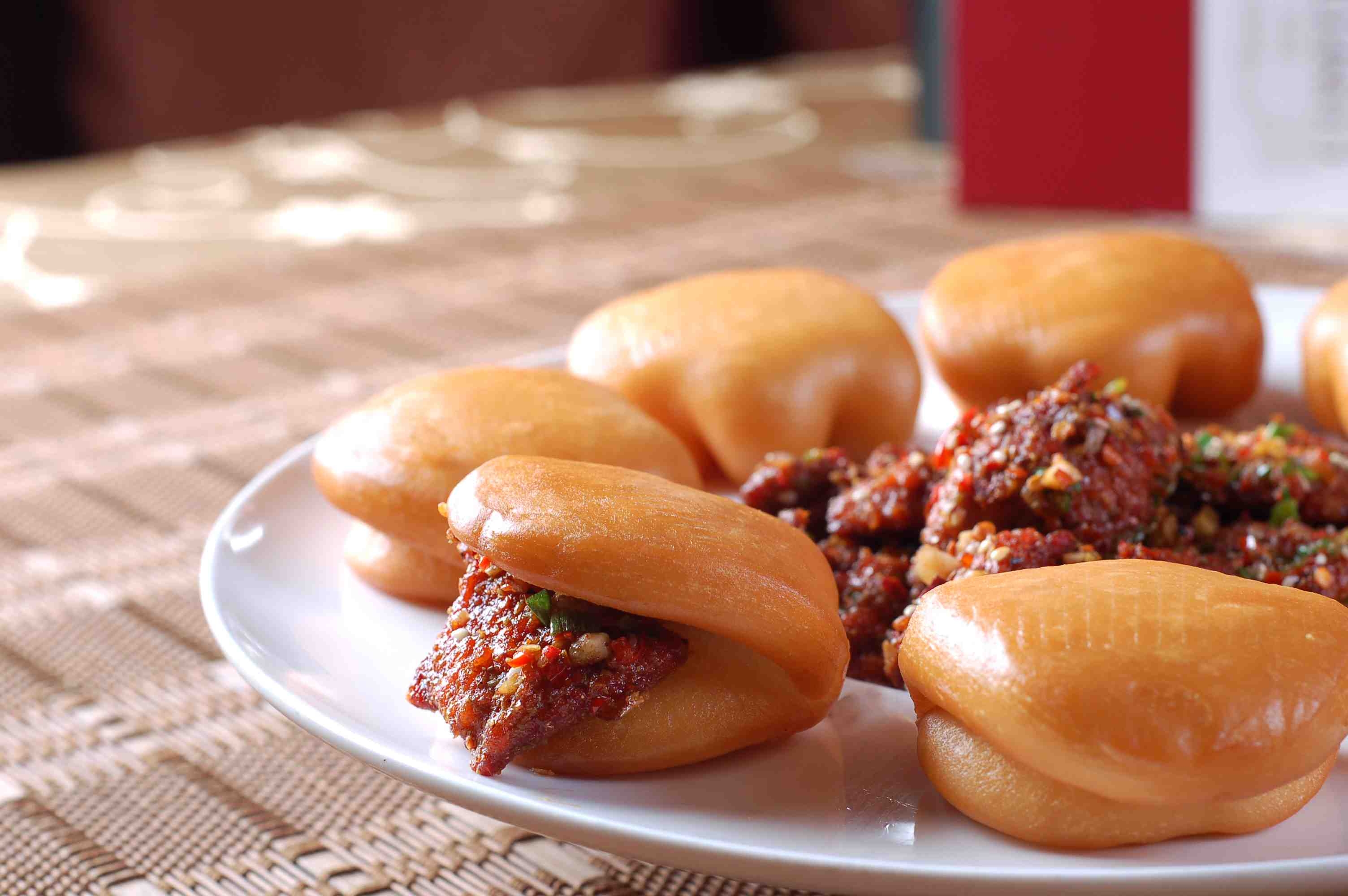 餐饮美食香饼牛柳高清图片
