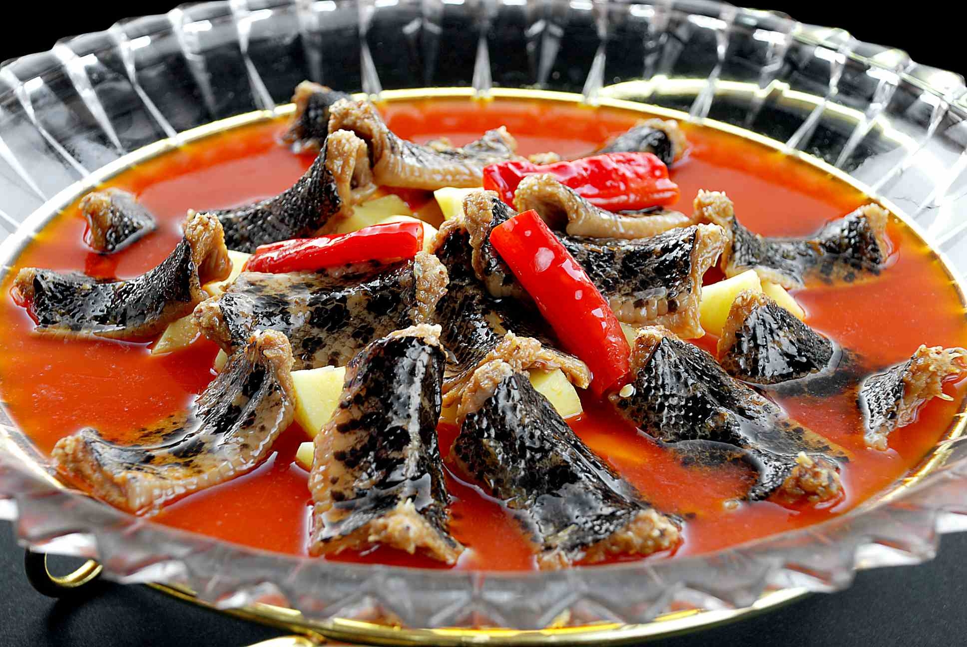 红烧口味蛇高清图片