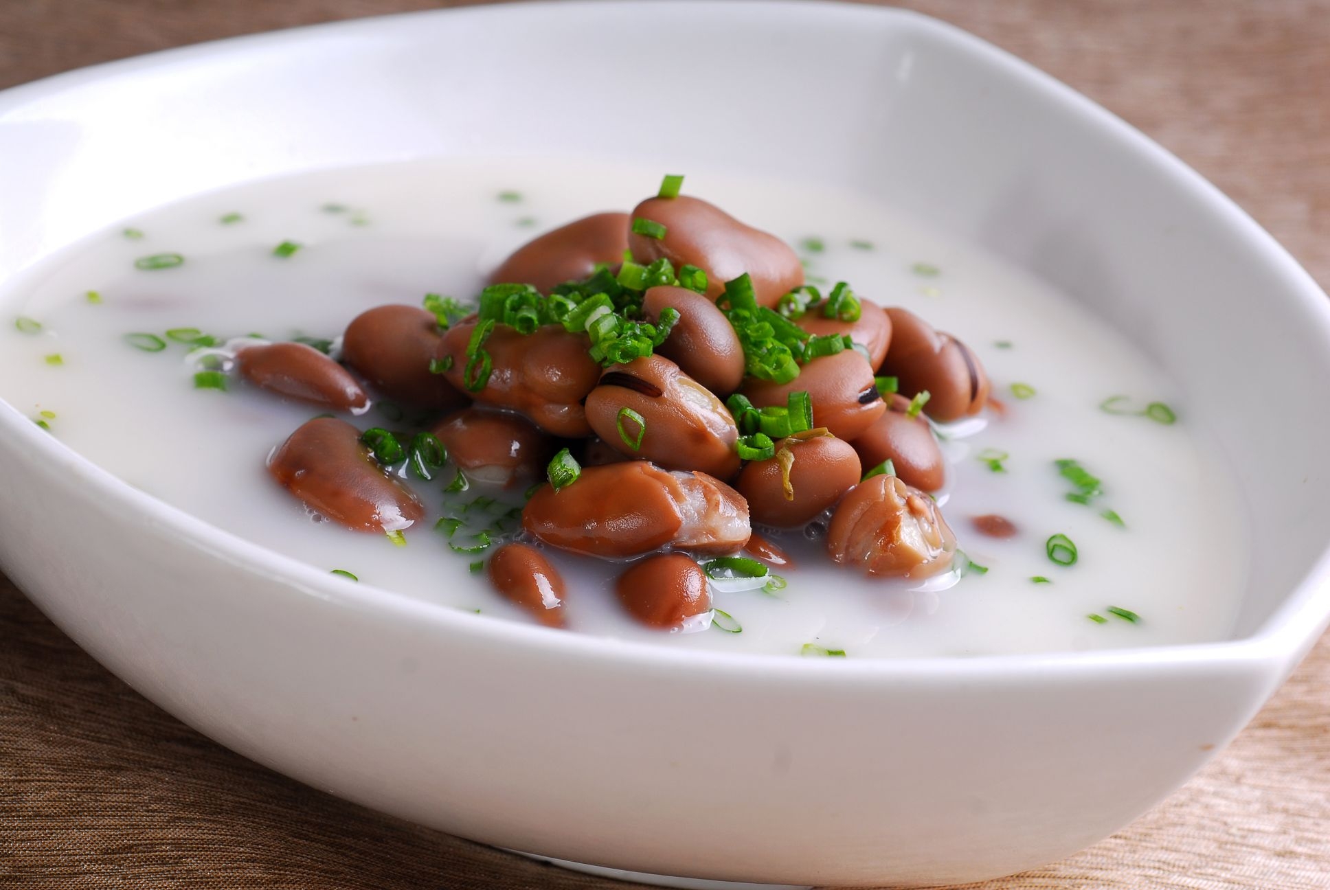 餐饮美食川菜宽汤胡豆高清图片424