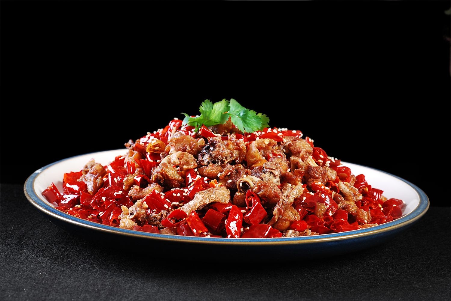 餐饮美食魔幻辣子鸡高清图片