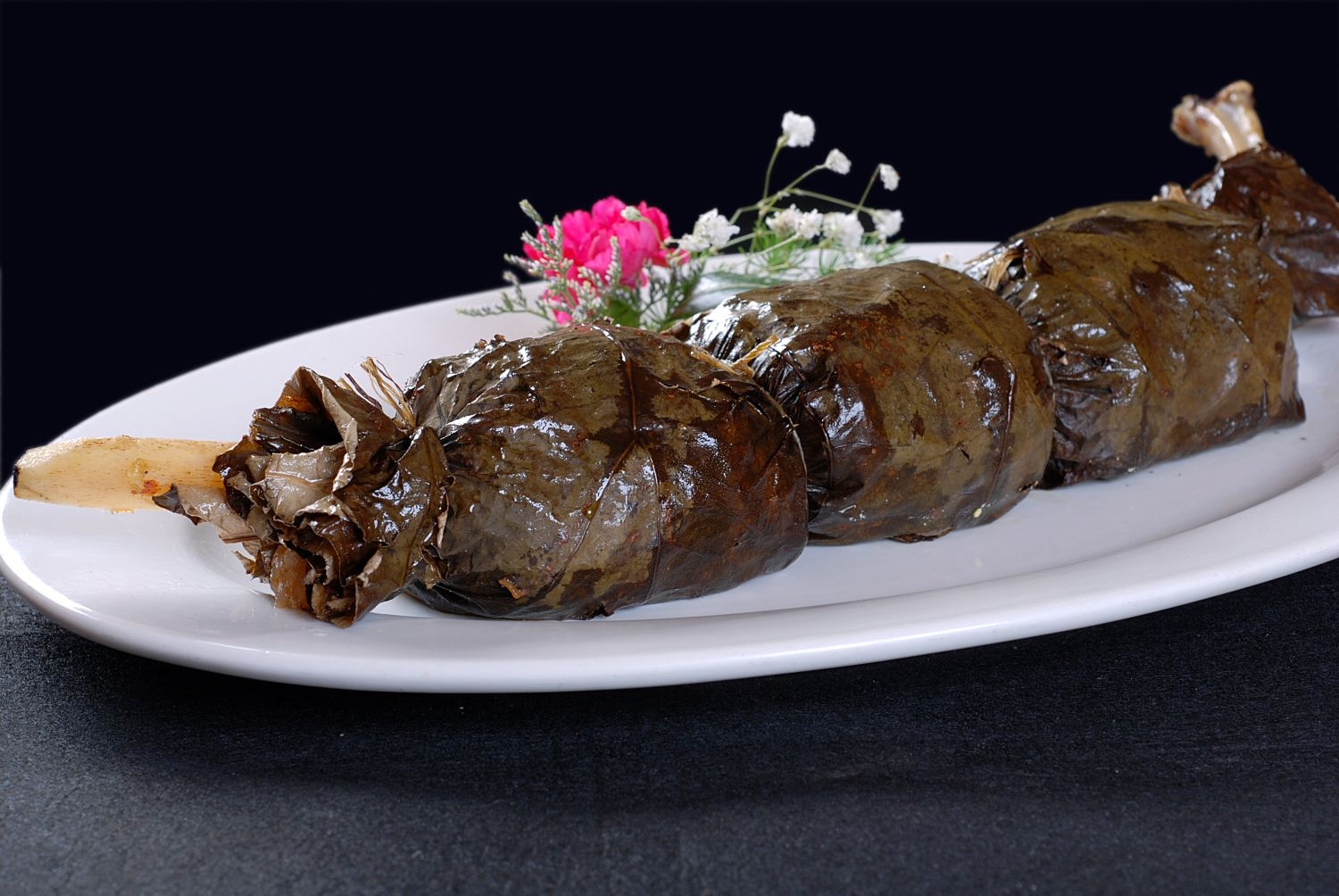 餐饮美食莲藕糯米牛肉高清图片