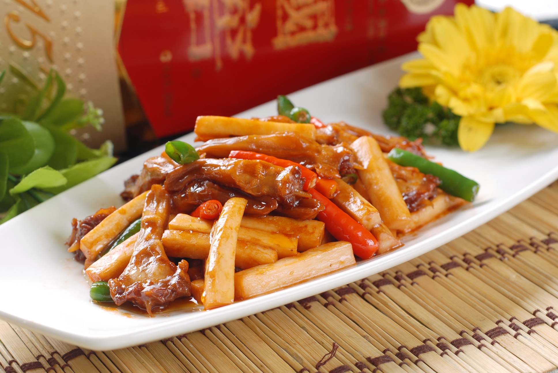 高清图片餐饮美食川菜鲜菌酱爆鸭舌高清图片