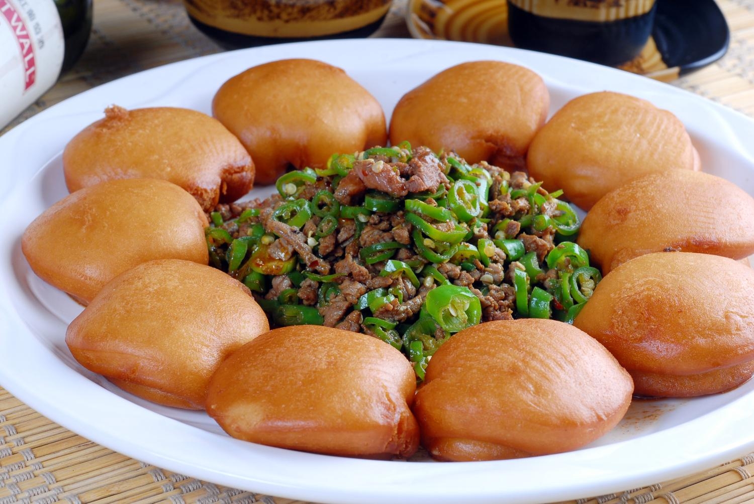 餐饮美食夹饼兔宣传图片灯箱