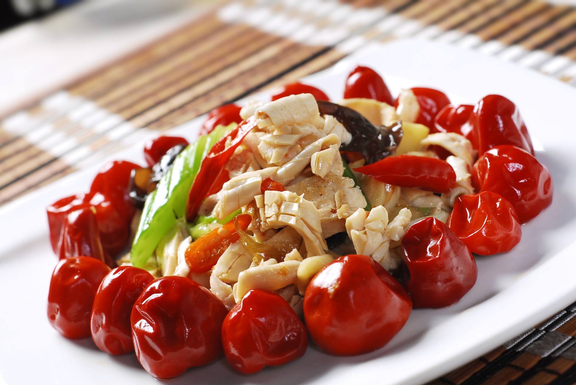 餐饮美食特色泡椒鲜黄喉高清图片