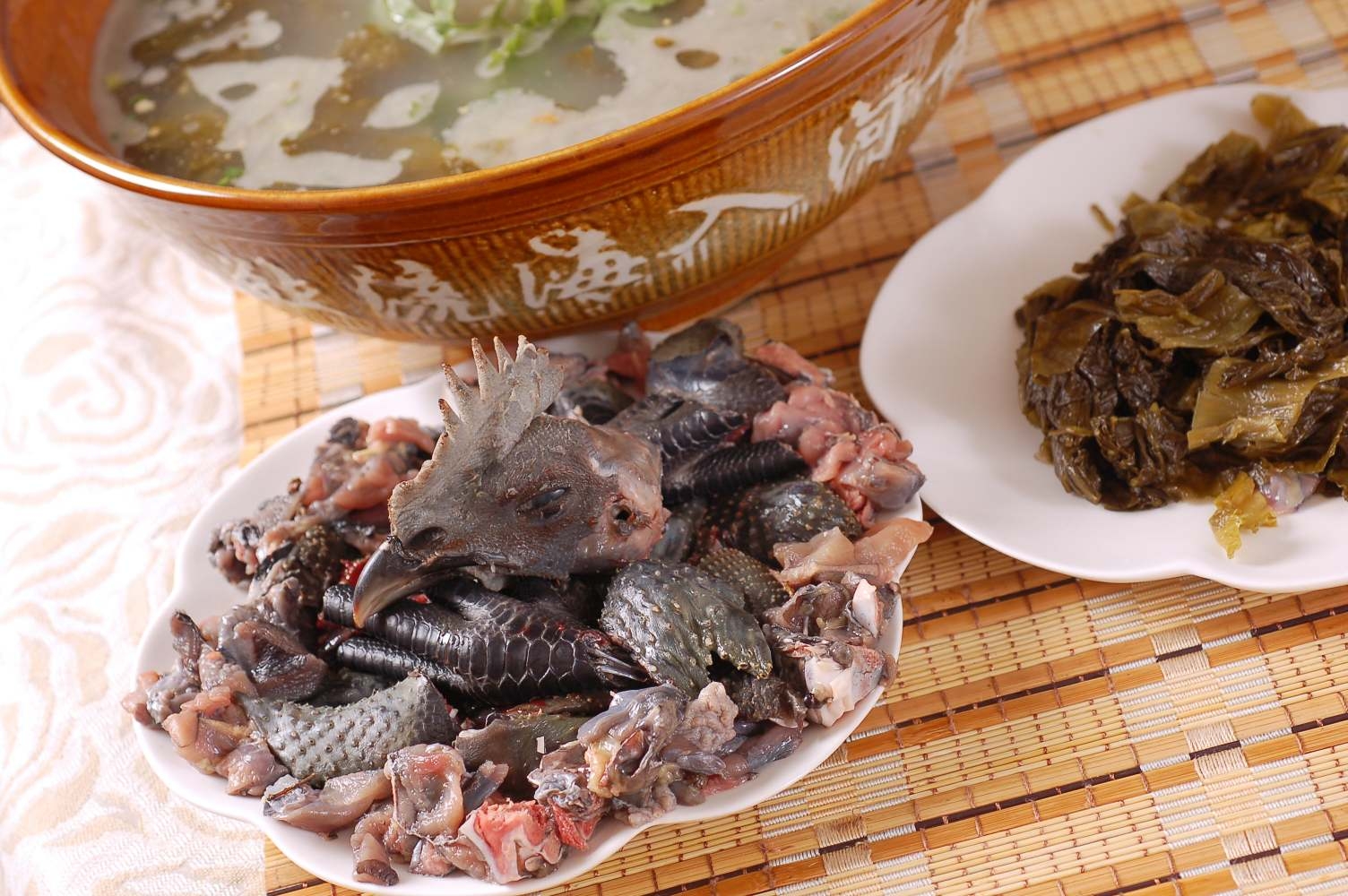 酸菜鸡高清图片