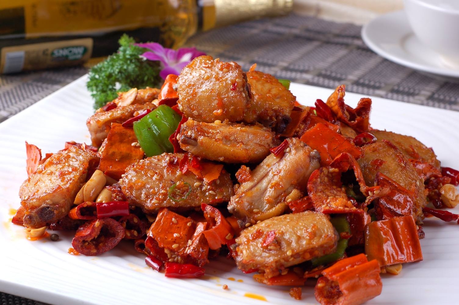 高清图片餐饮美食川菜脆椒鸡中翅高清图片