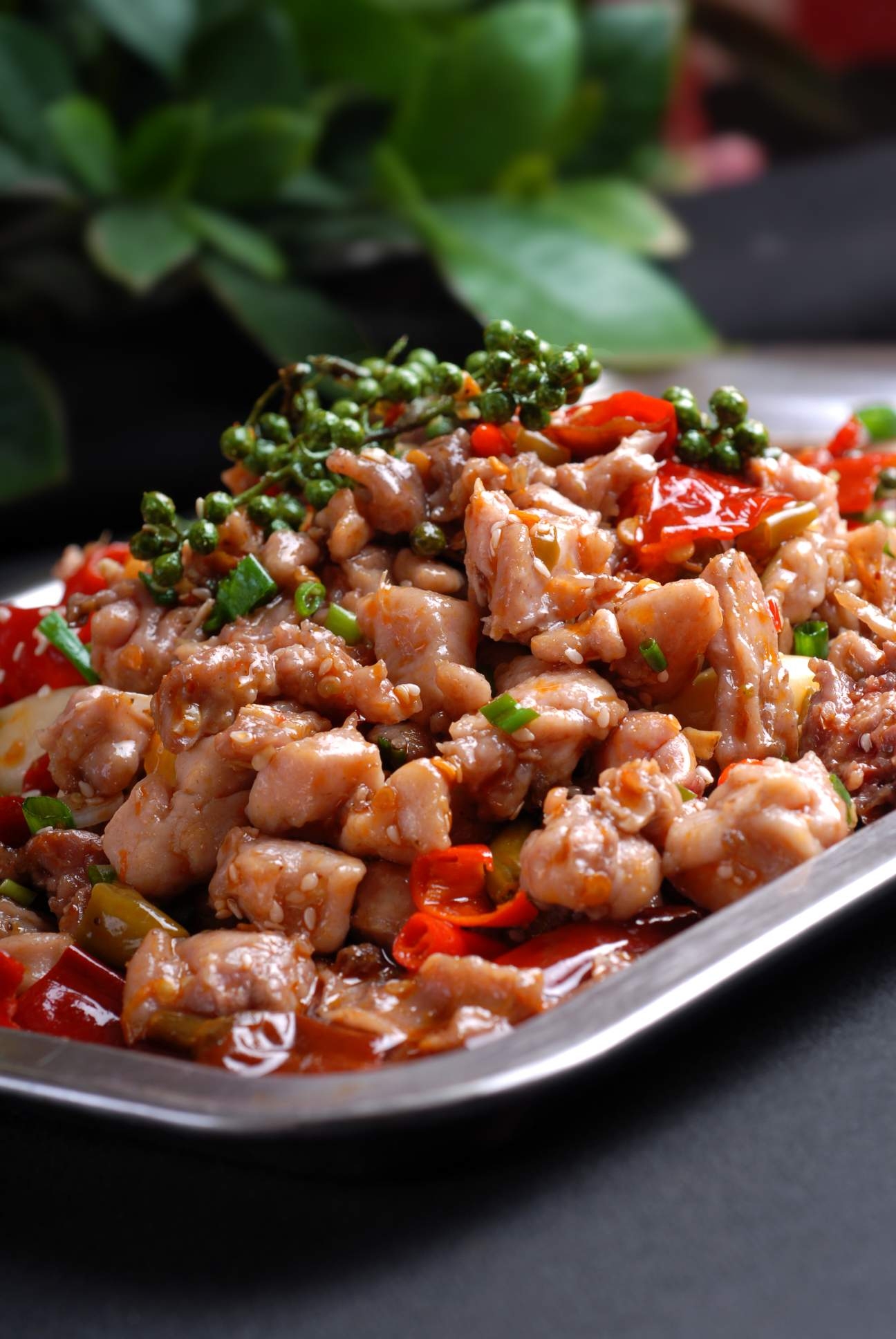 餐饮美食中餐-泡椒兔宣传图片灯箱