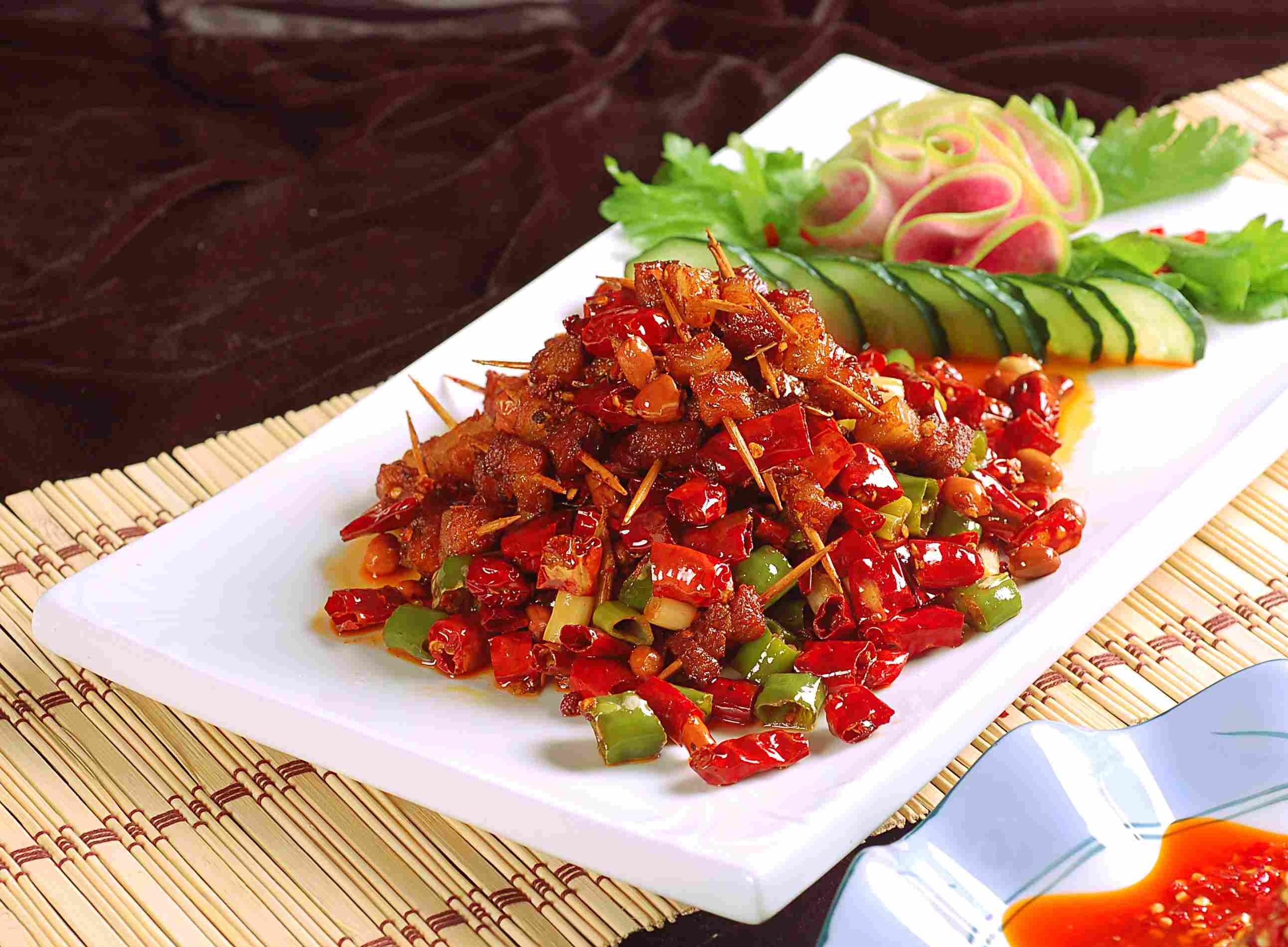 餐饮美食牙签五花肉高清图片