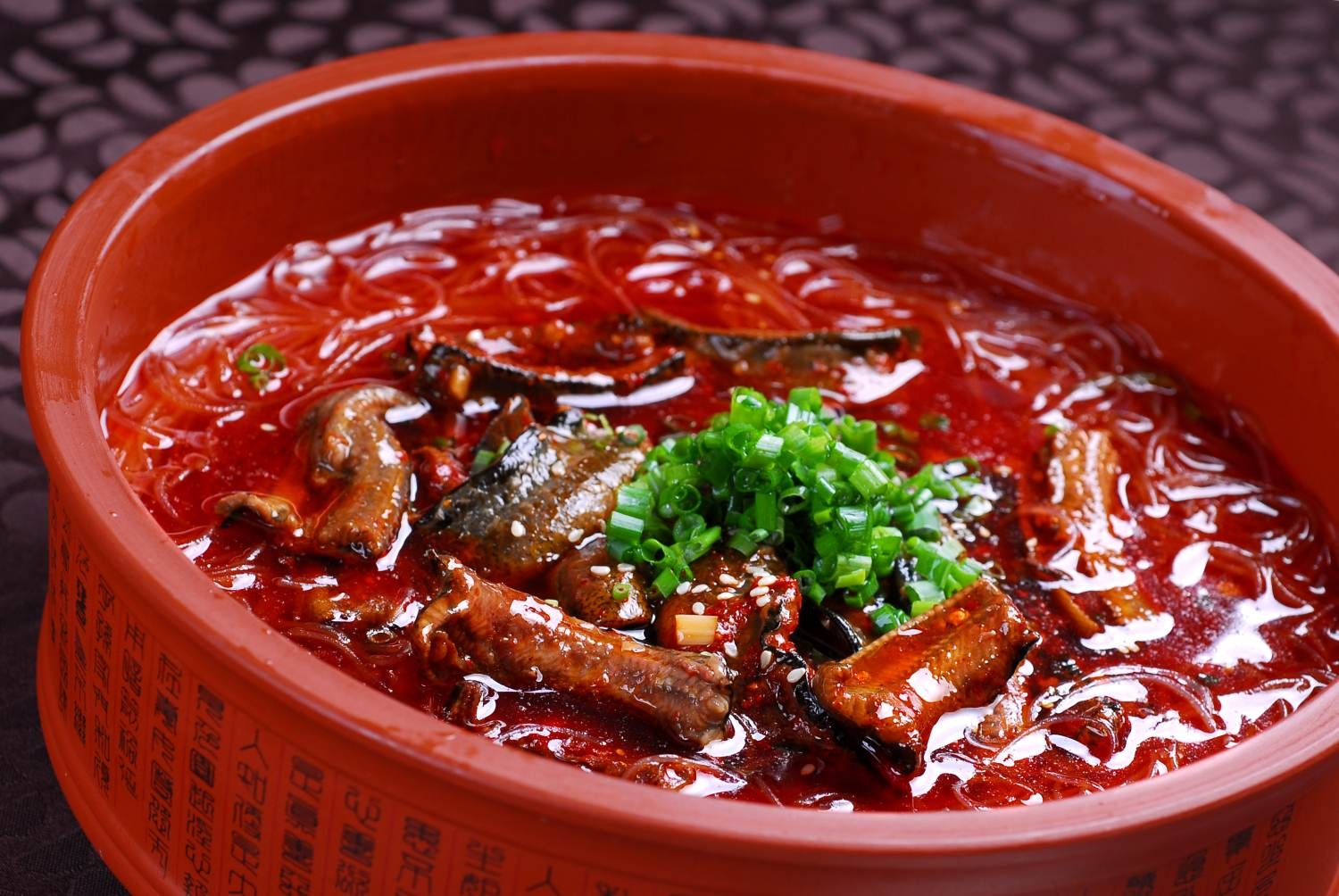 餐饮美食川菜粉丝鳝段高清图片