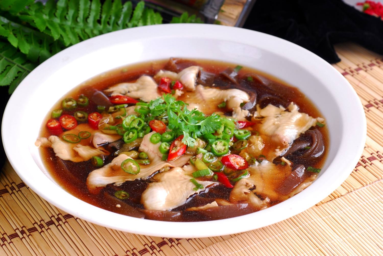 餐饮美食美味–蕨根乌鱼片宣传图片灯箱