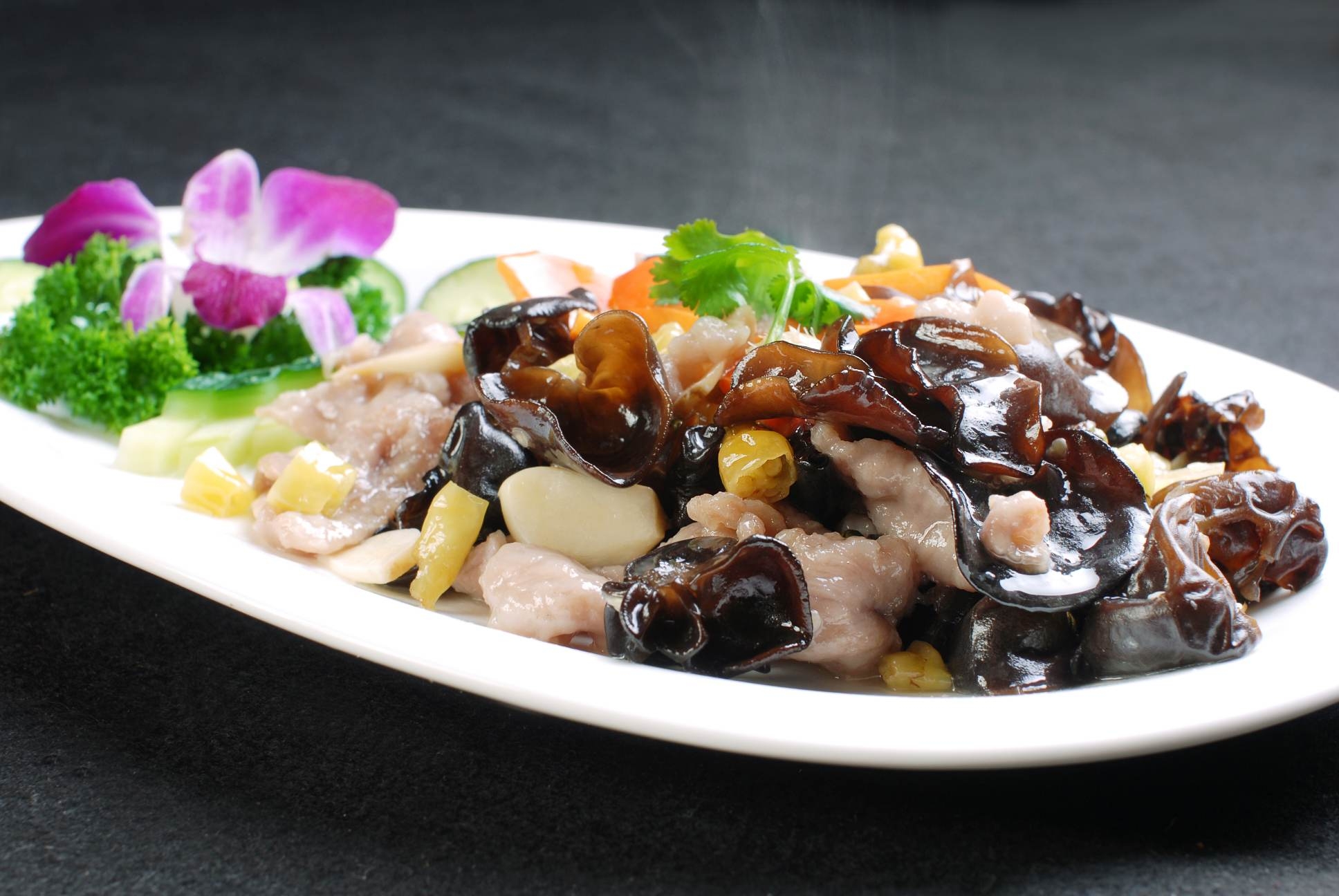 餐饮美食山椒木耳牛肉高清图片