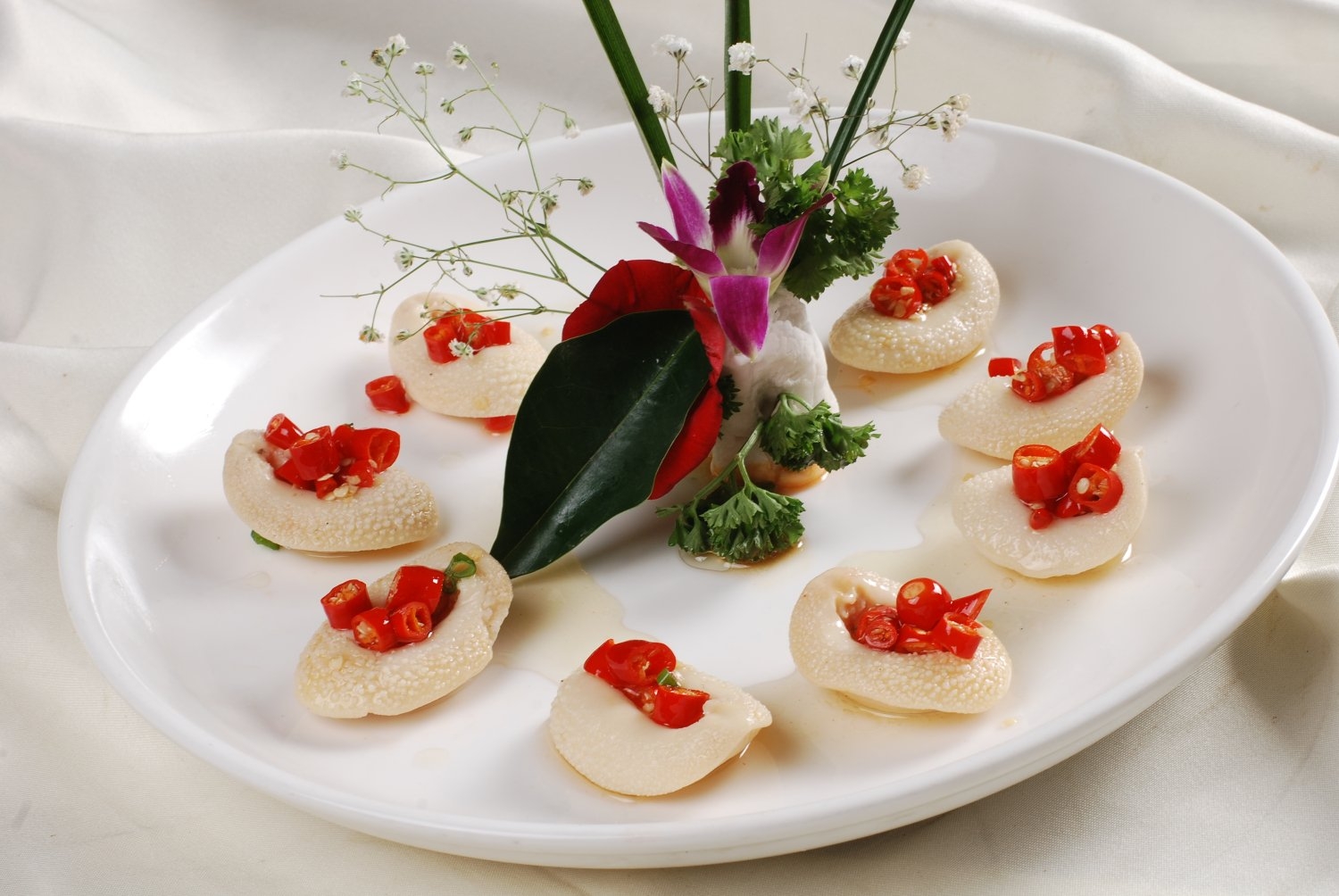 高清图片餐饮美食川菜小米椒炒金元鲍高清图片