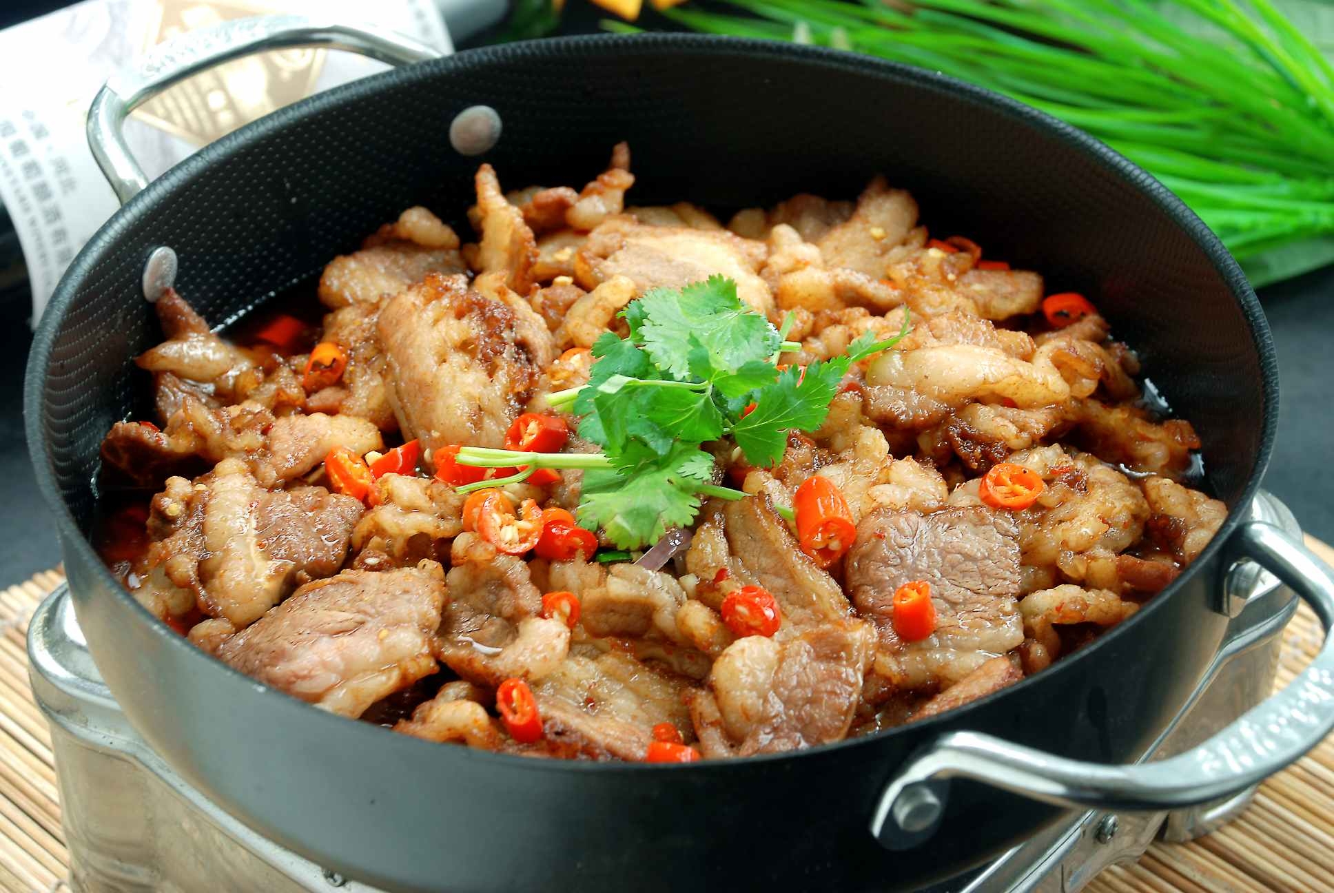 高清图片餐饮美食川菜牛肥牛平锅肥牛高清图片