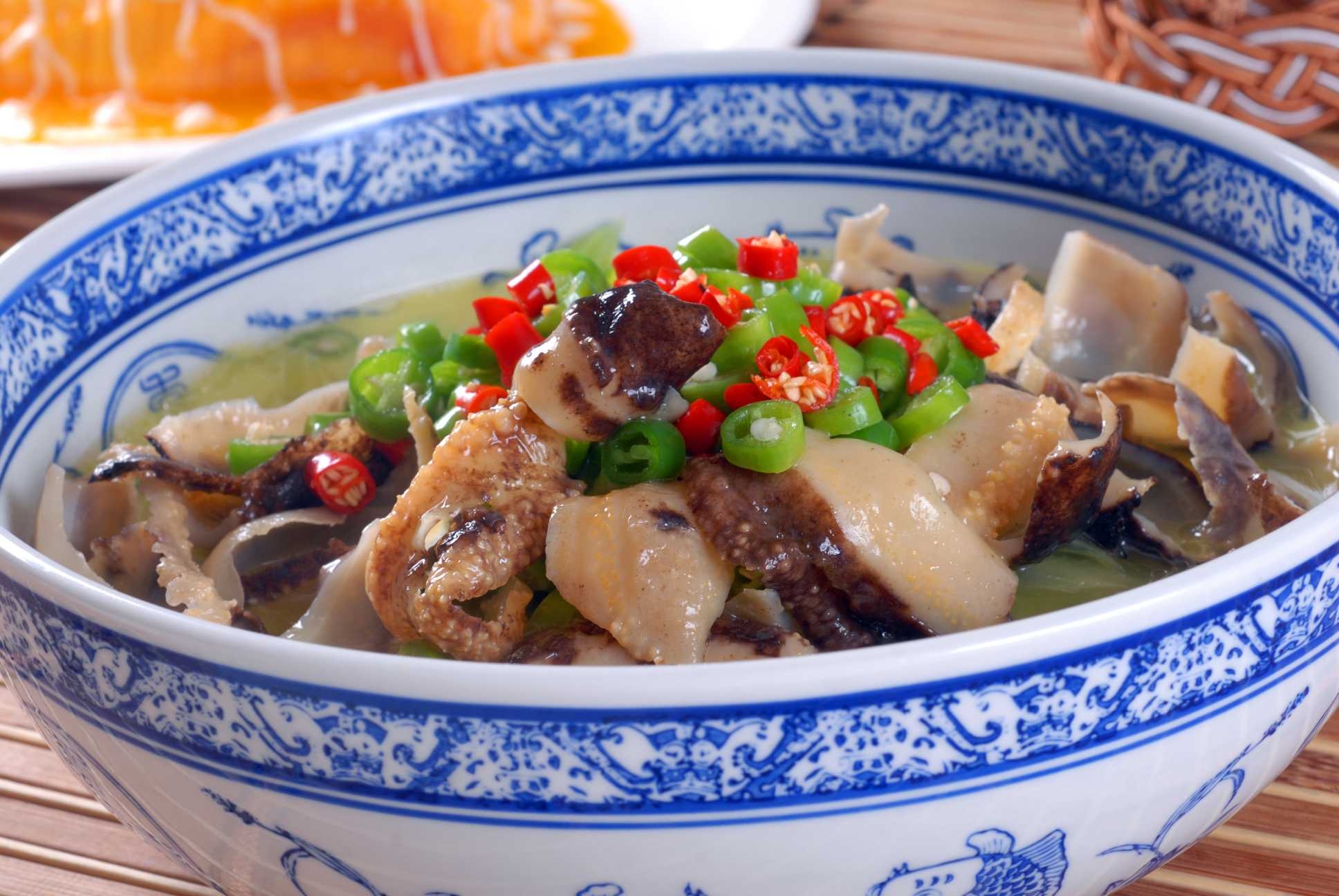 餐饮美食酸汤海参高清图片