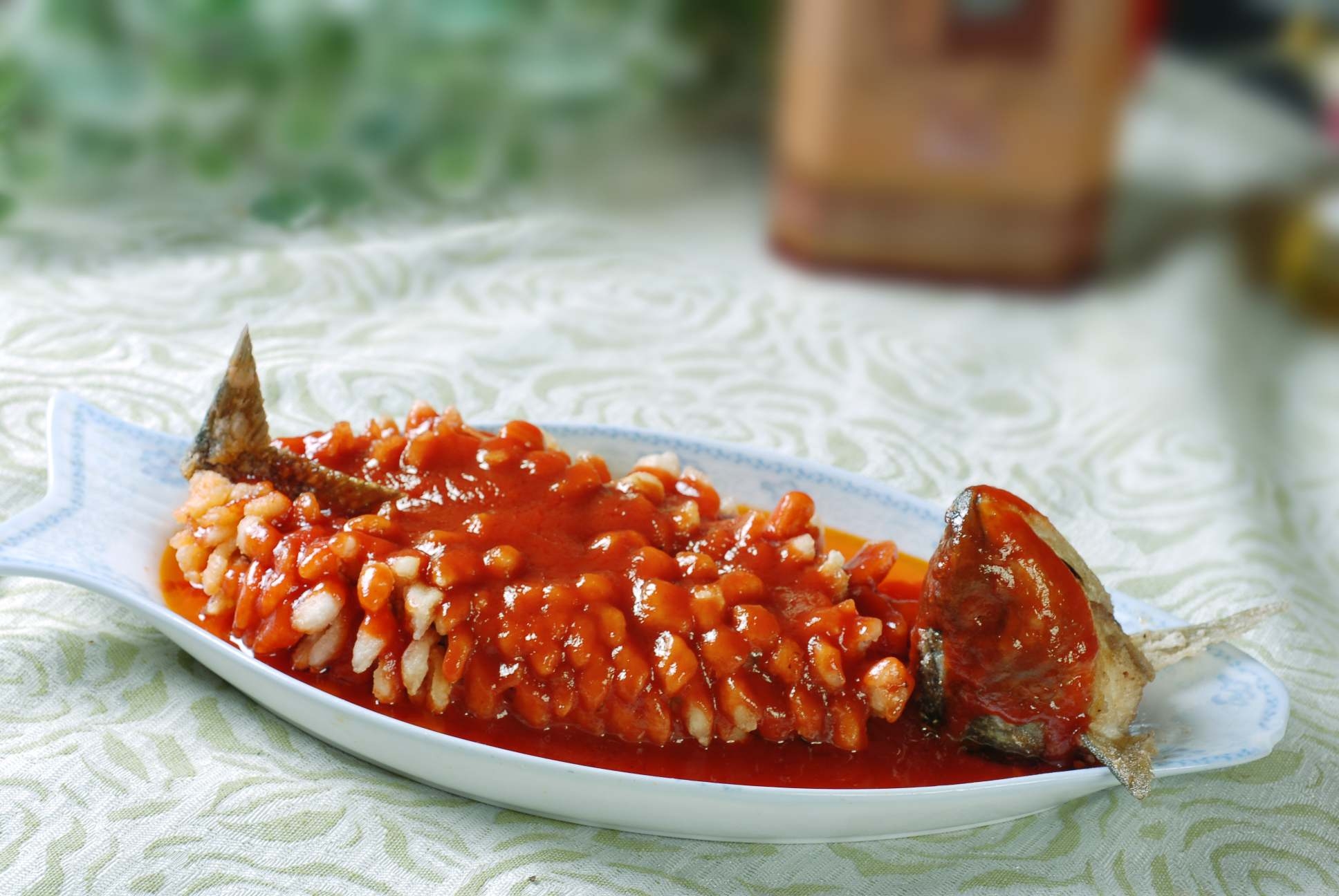 松鼠鱼高清图片