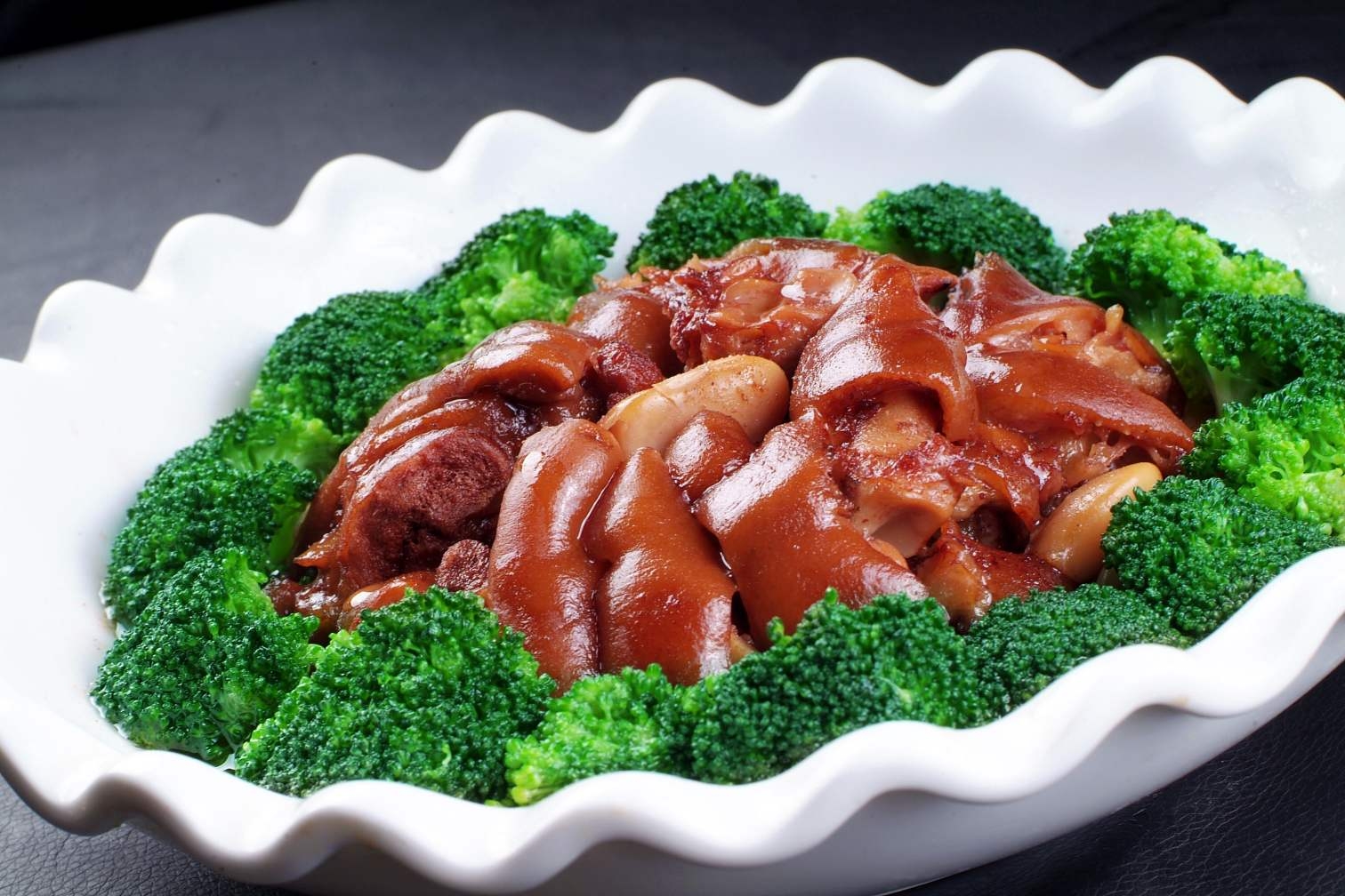 餐饮美食川菜雪豆猪手高清图片