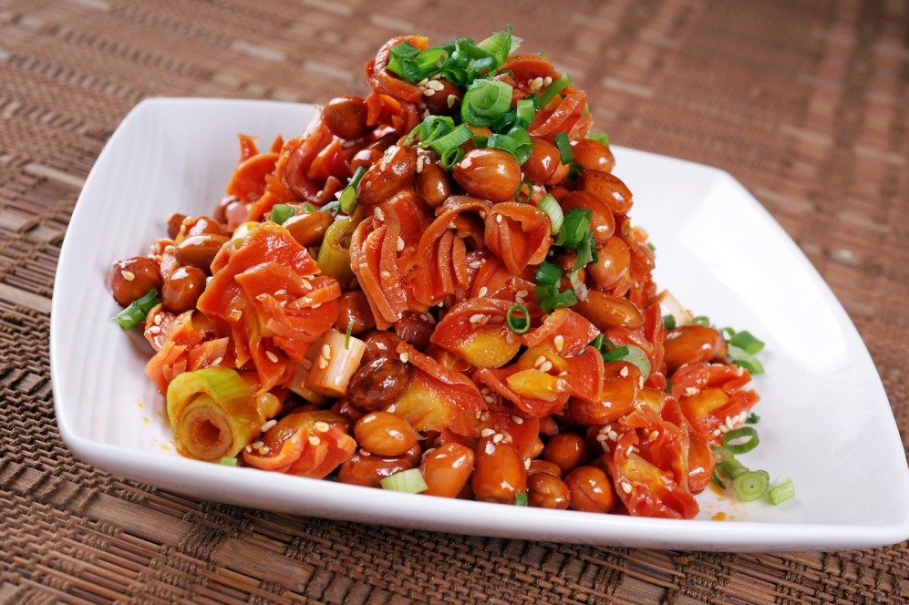 餐饮美食萝卜干拌花仁高清图片