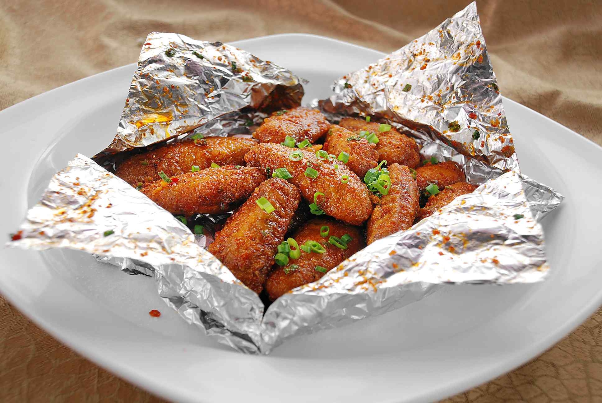 高清图片餐饮美食川菜火焰鸡中翅高清图片245