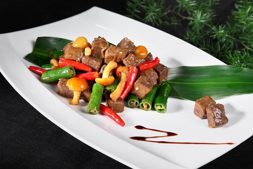 餐饮美食牛肉粒宣传图片灯箱