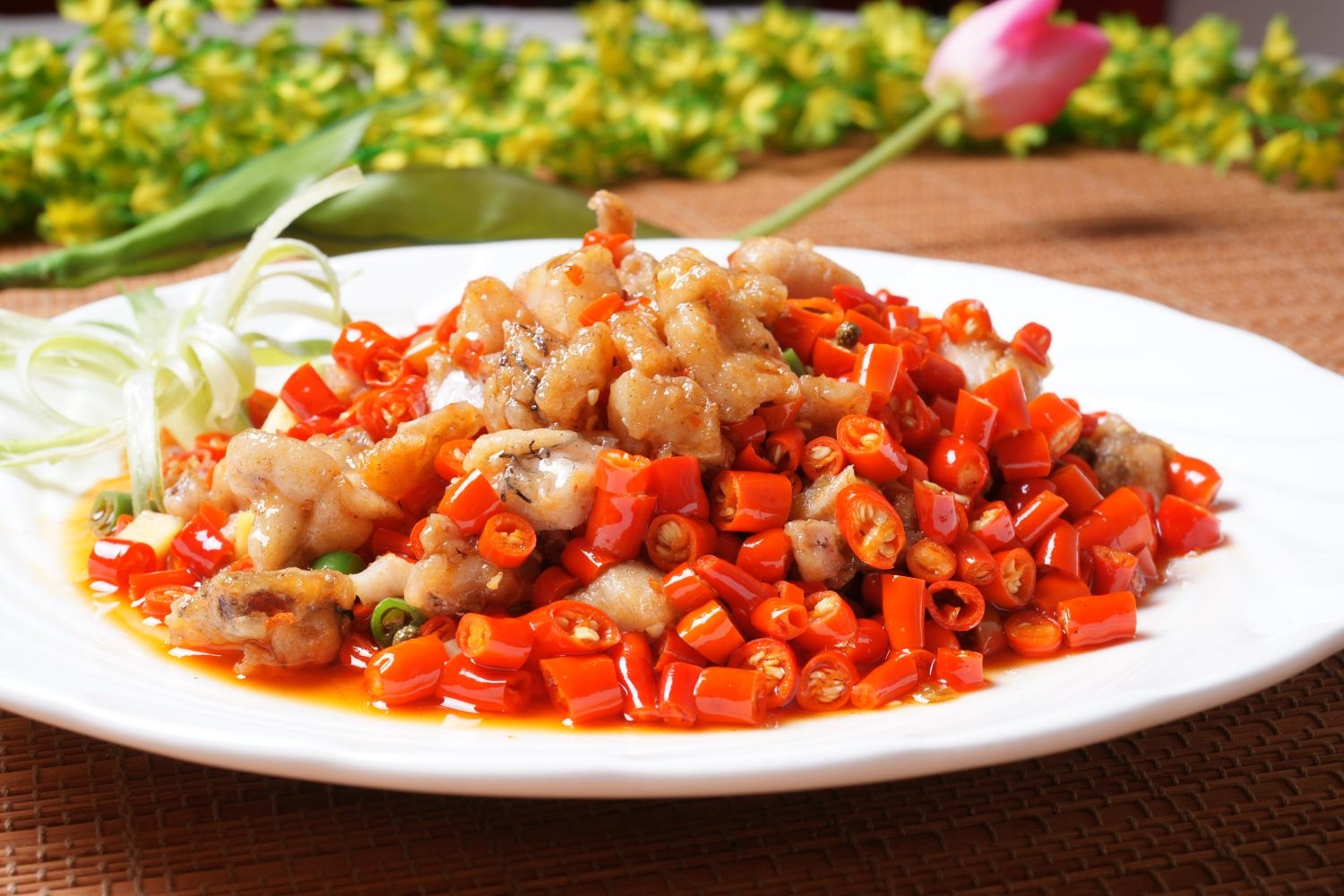 红袍美蛙高清图片