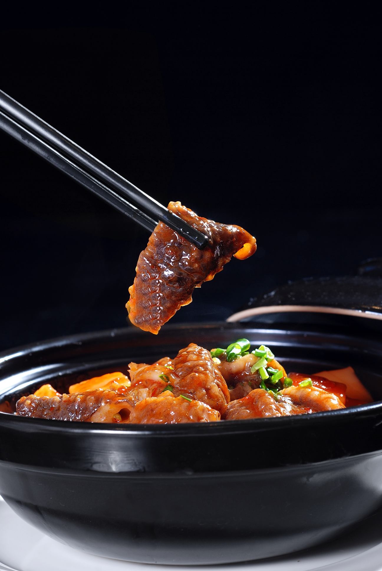 餐饮美食凉粉烧海参高清图片