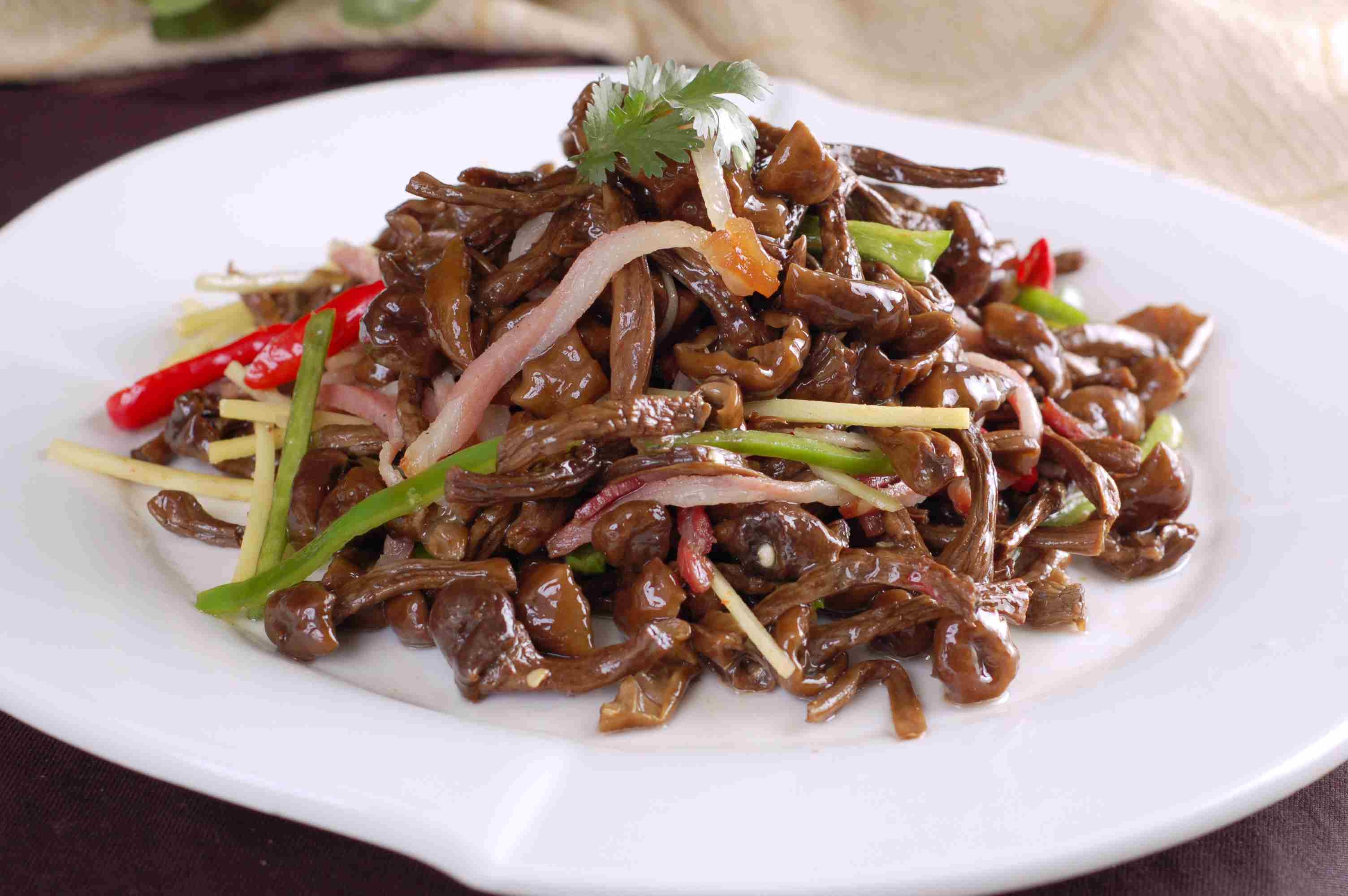 高清图片餐饮美食川菜菌类腊味金丝菌高清图片