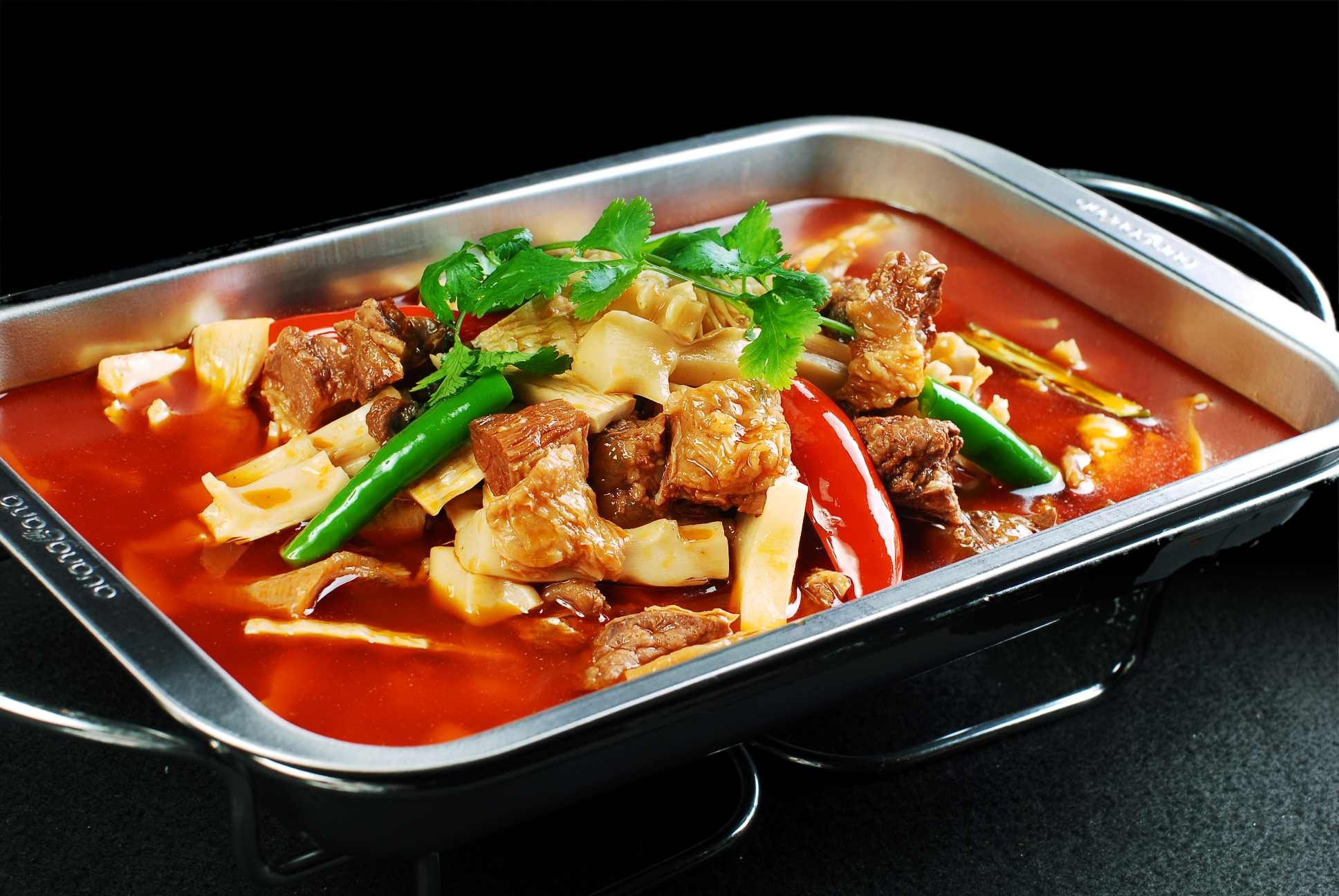 餐饮美食盐府小黄牛高清图片