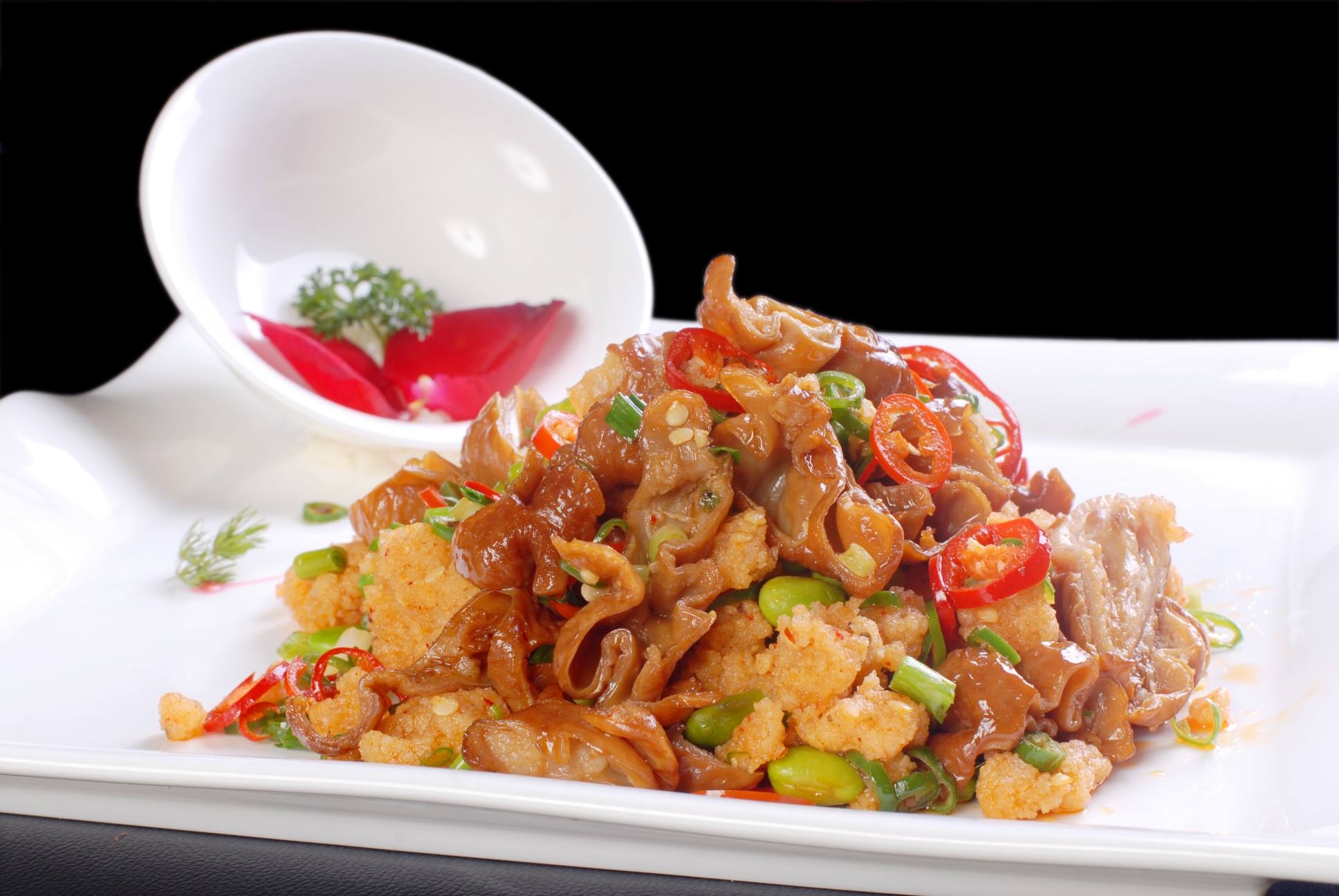 高清图片餐饮美食川菜米粉子爆肥肠高清图片