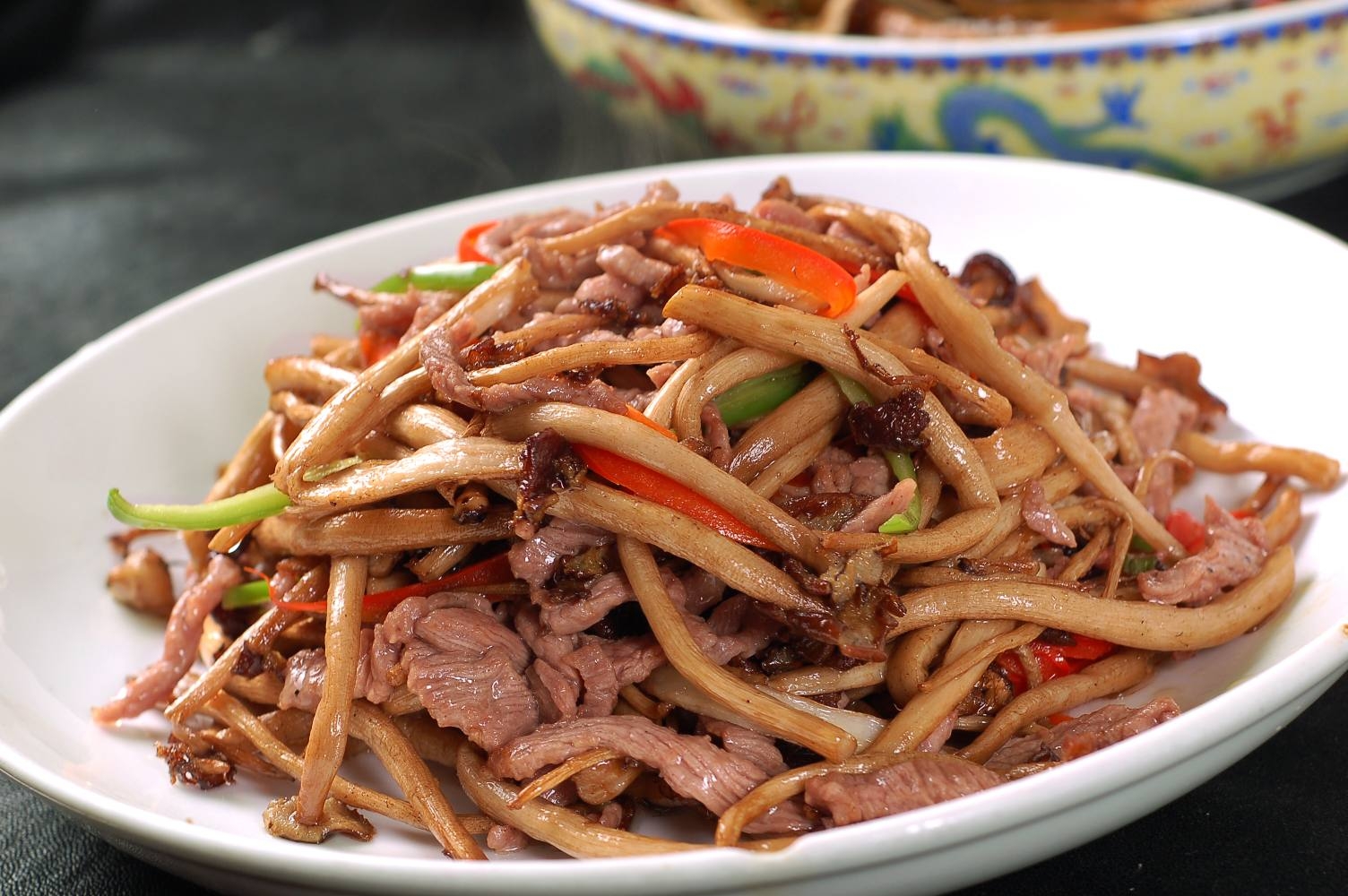 餐饮美食川菜热菜茶树菇牛肉丝高清图片641