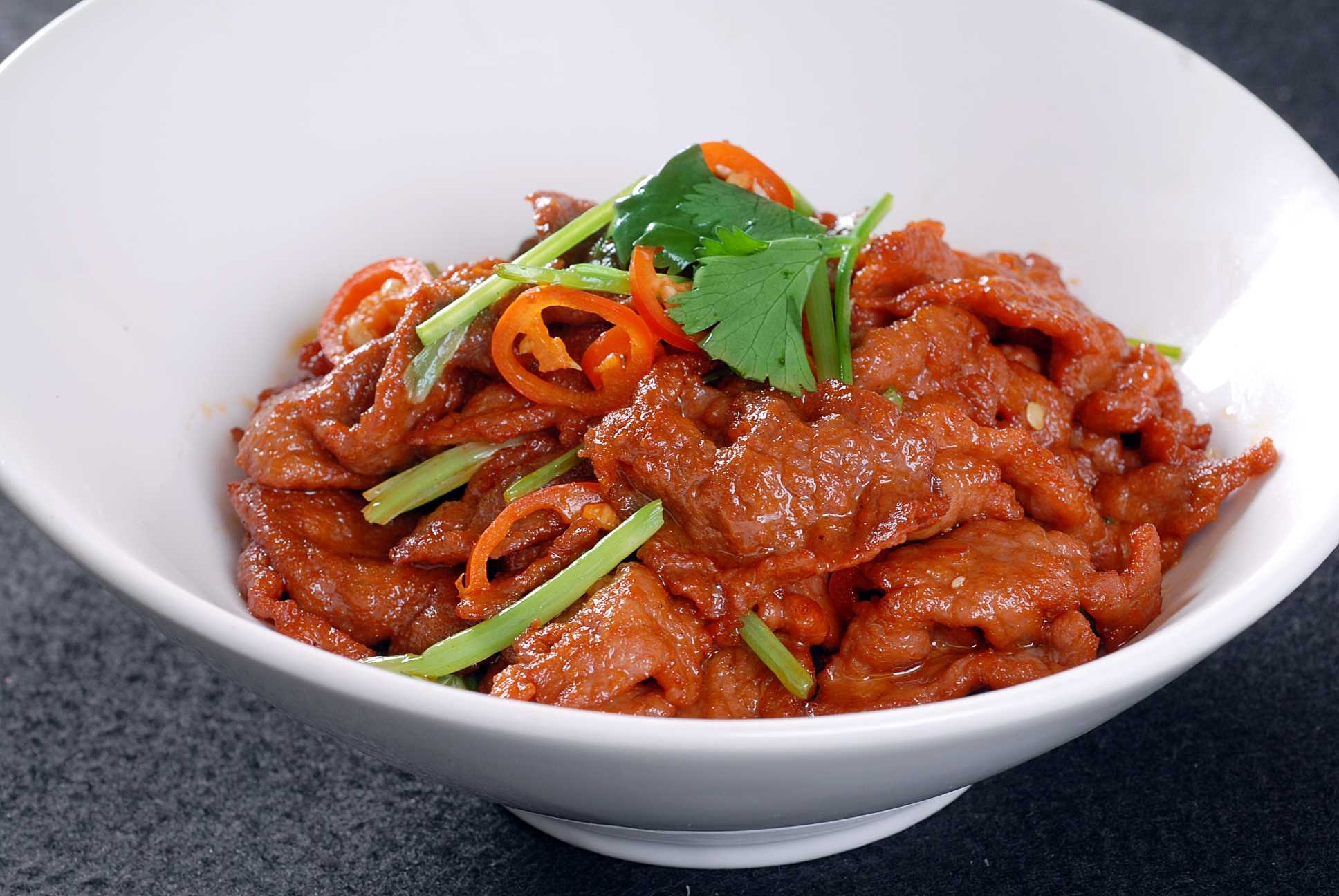 餐饮美食小炒牛肉宣传图片灯箱