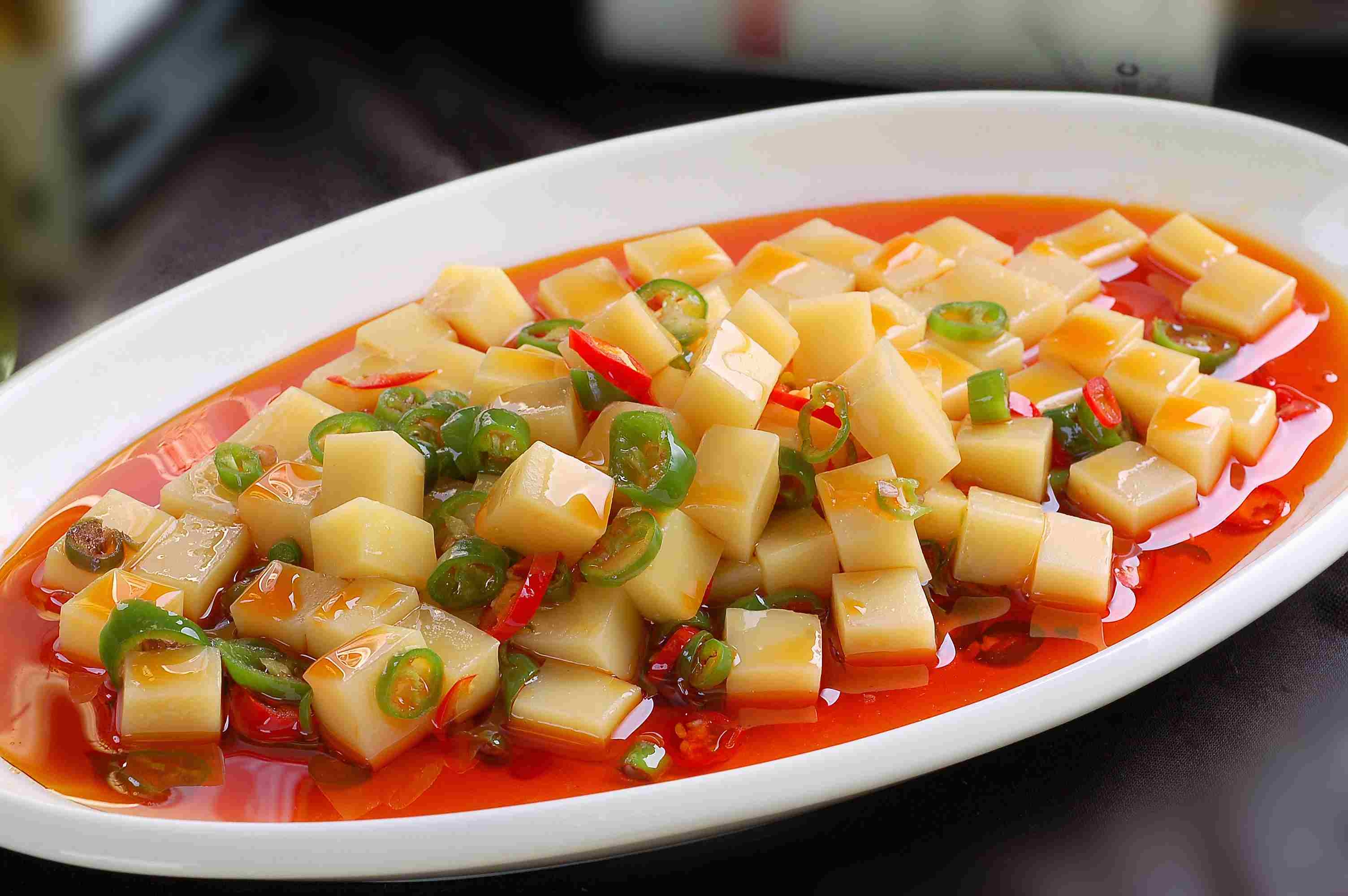 餐饮美食川菜热秘制凉粉高清图片