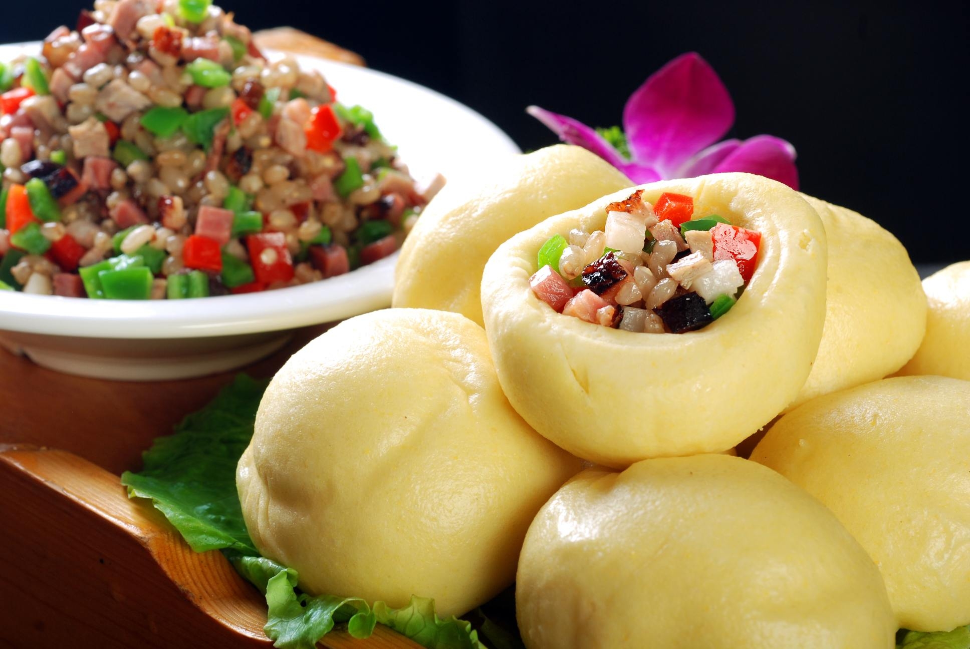 麦香杂粮包高清图片