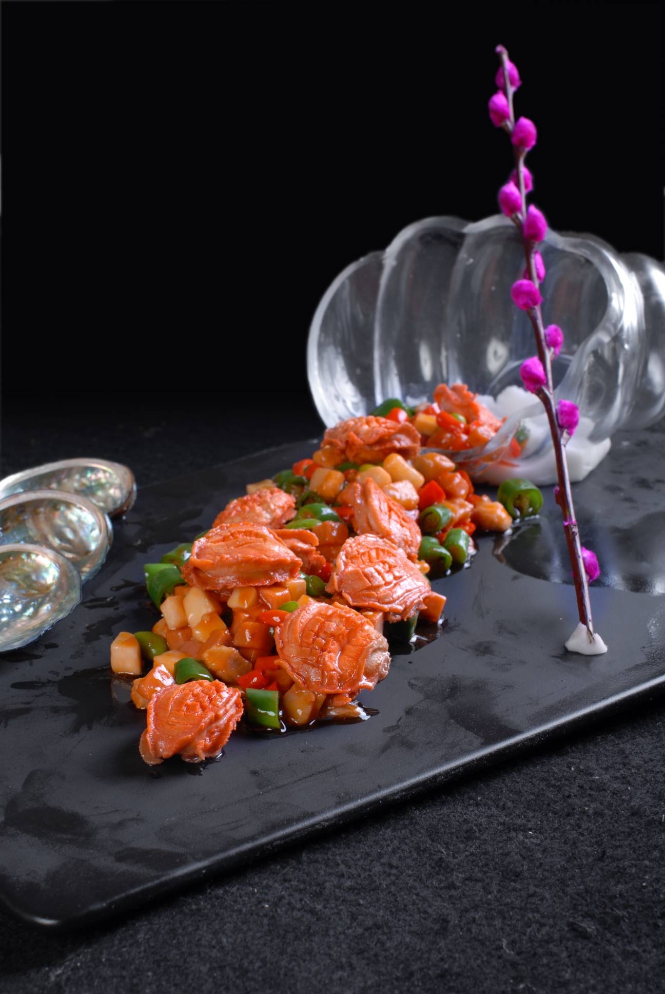 川椒焖仔鲍高清图片