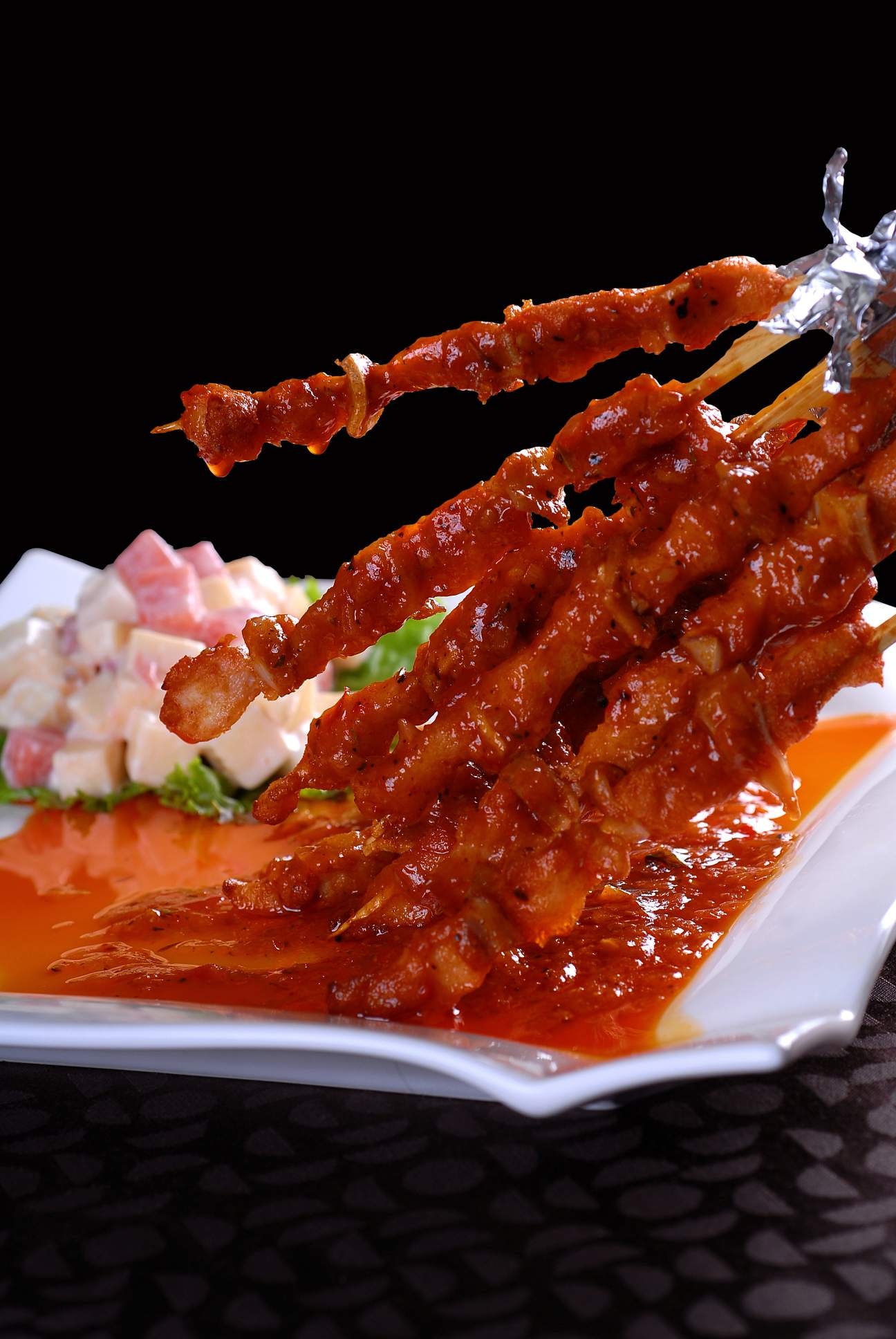 餐饮美食沙拉骨肉串(1)宣传图片灯箱