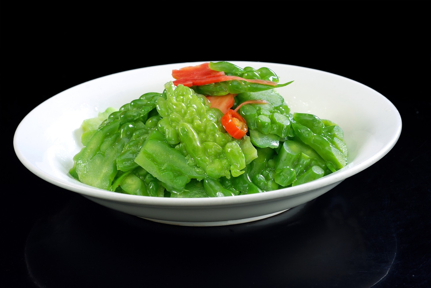 餐饮美食清炒苦瓜高清图片