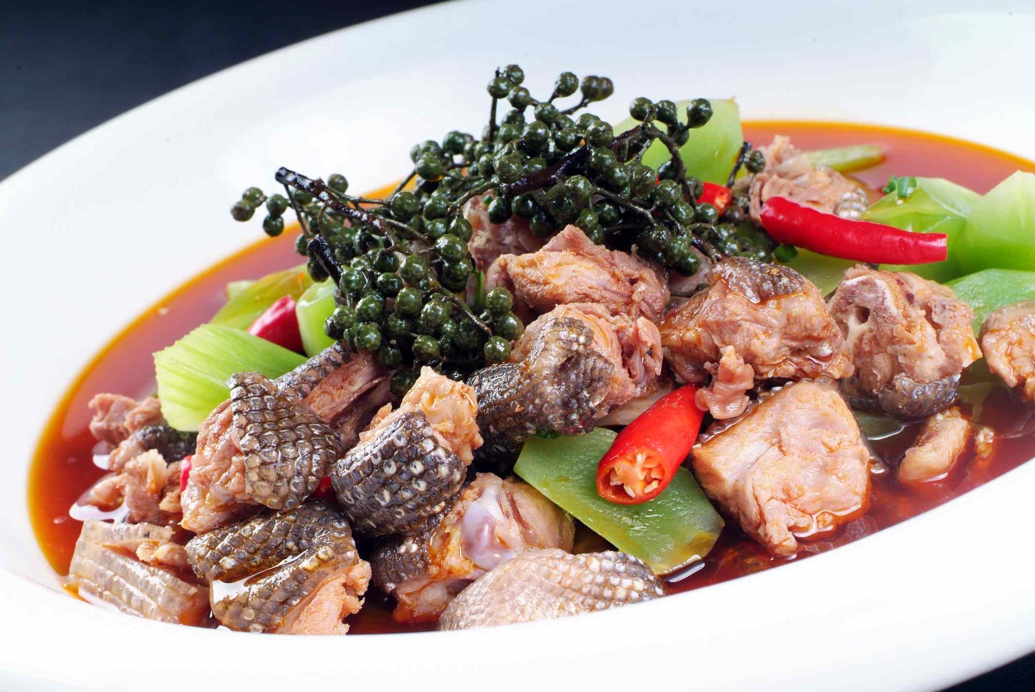 野味红烧五爪京龙高清图片