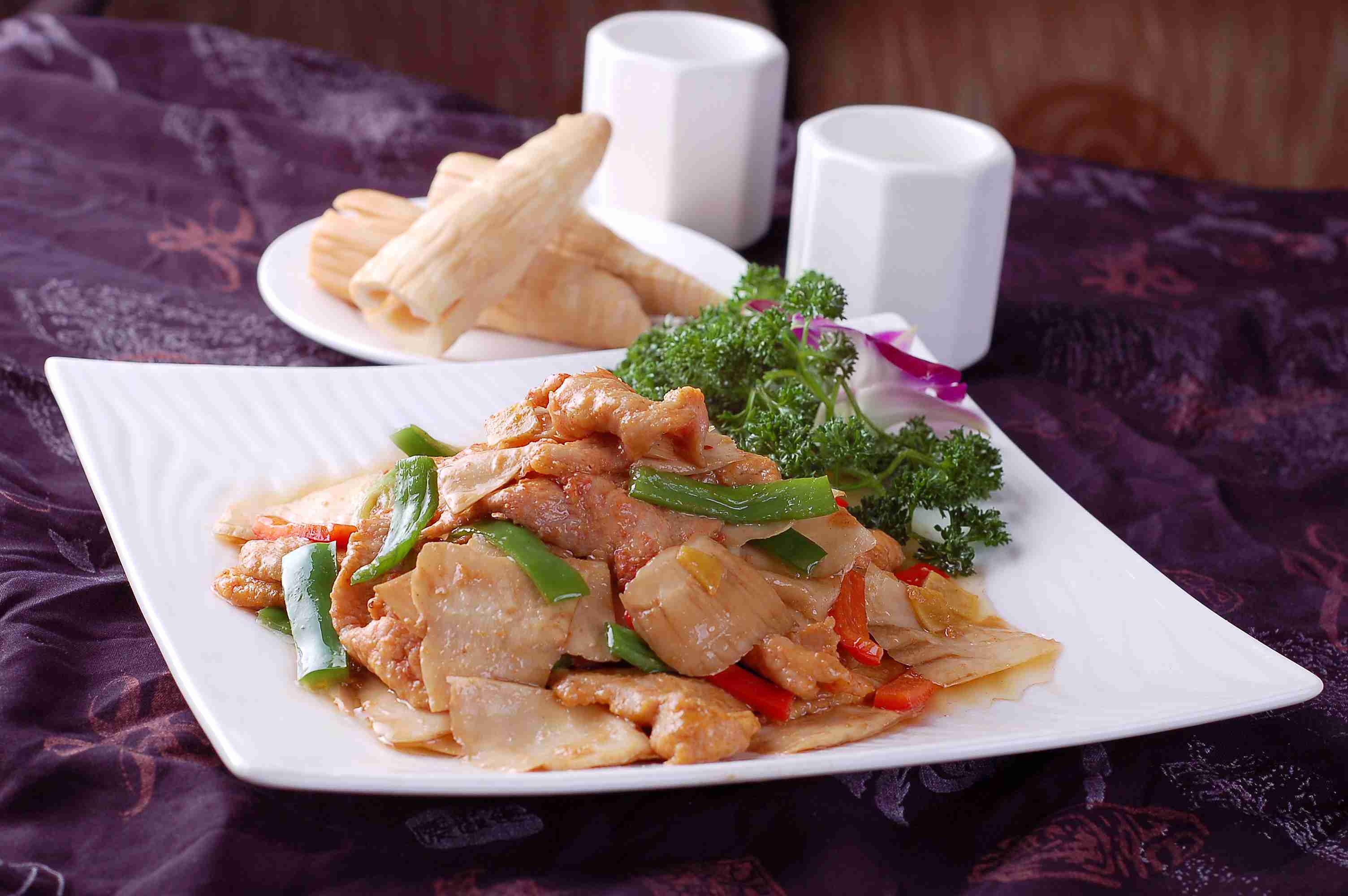 餐饮美食川菜腌笋孔雀肉高清图片945