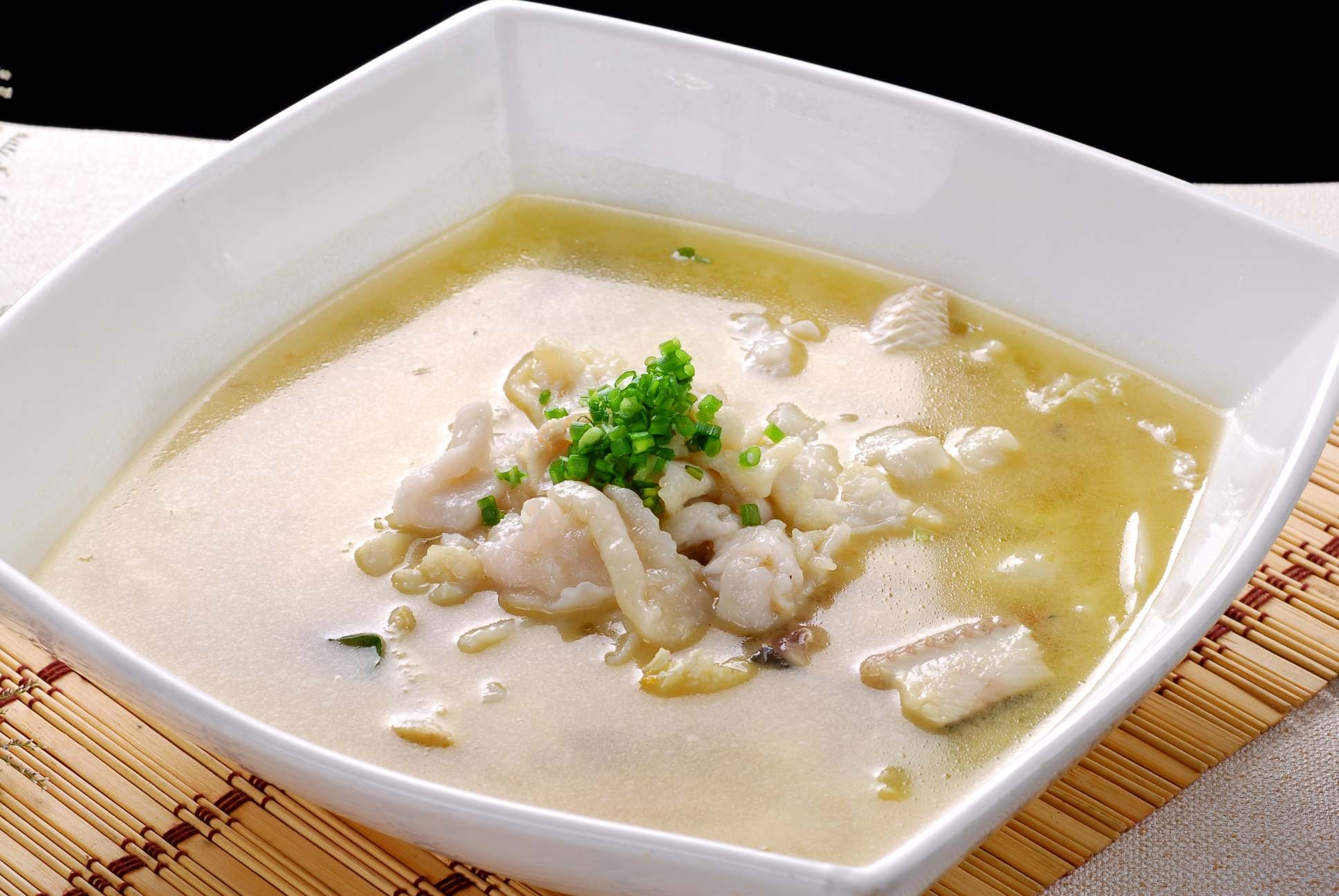 热菜酸汤鱼草鱼高清图片