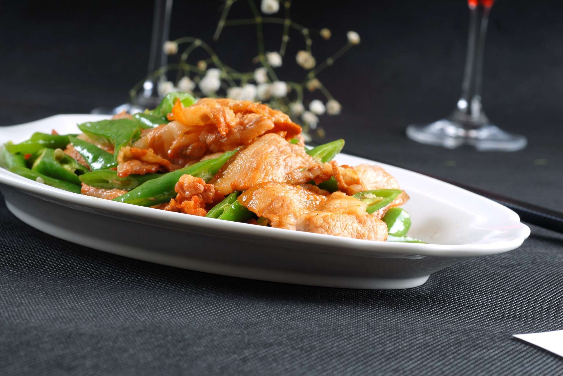 餐饮美食川菜小炒肉1高清图片