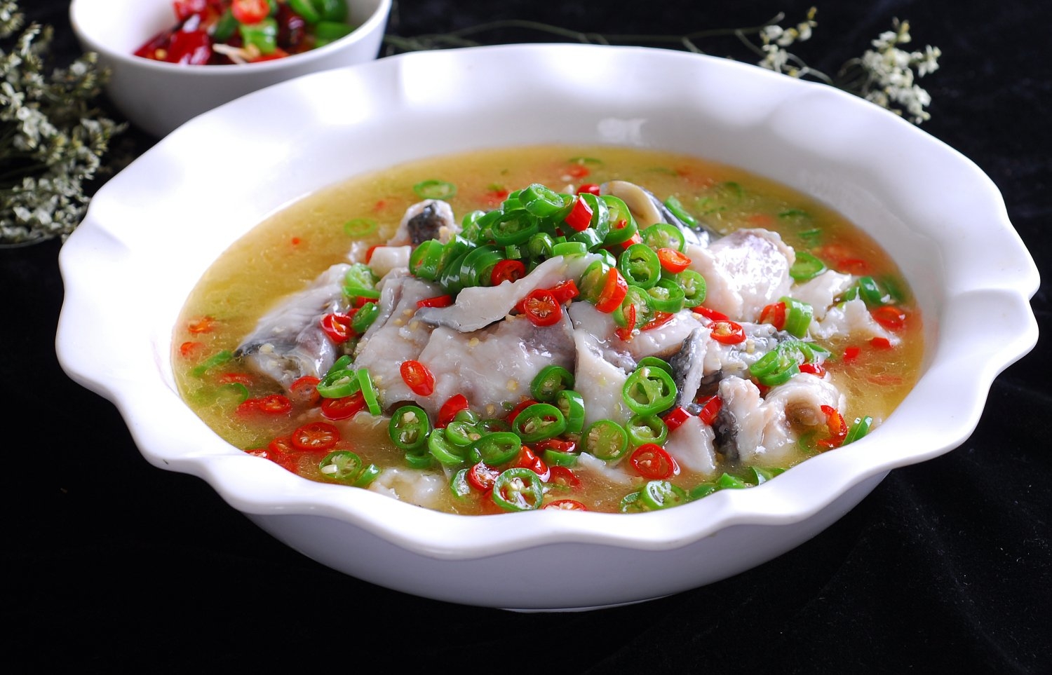 蕨粉鱼片高清图片