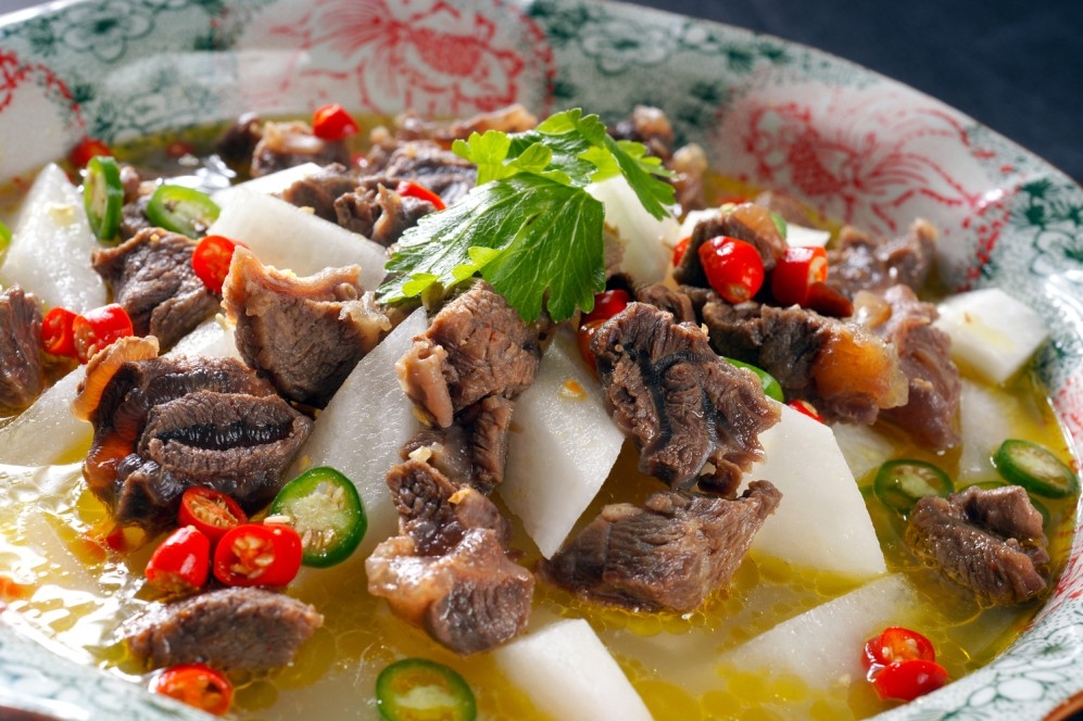 高清图片餐饮美食川菜热菜萝卜炖牦牛高清图片