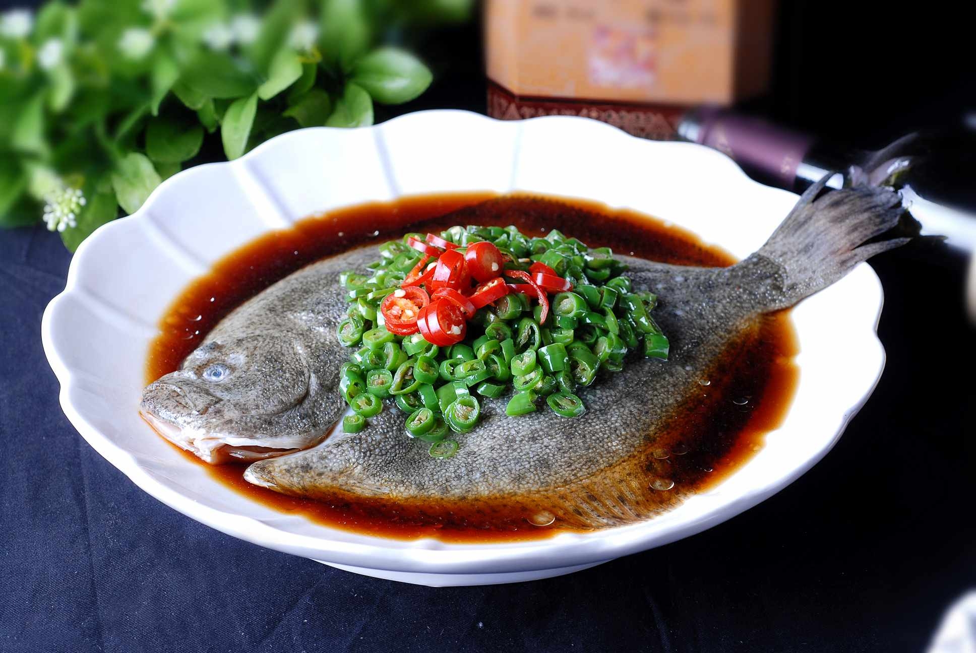 餐饮美食鲜椒多宝鱼宣传图片灯箱