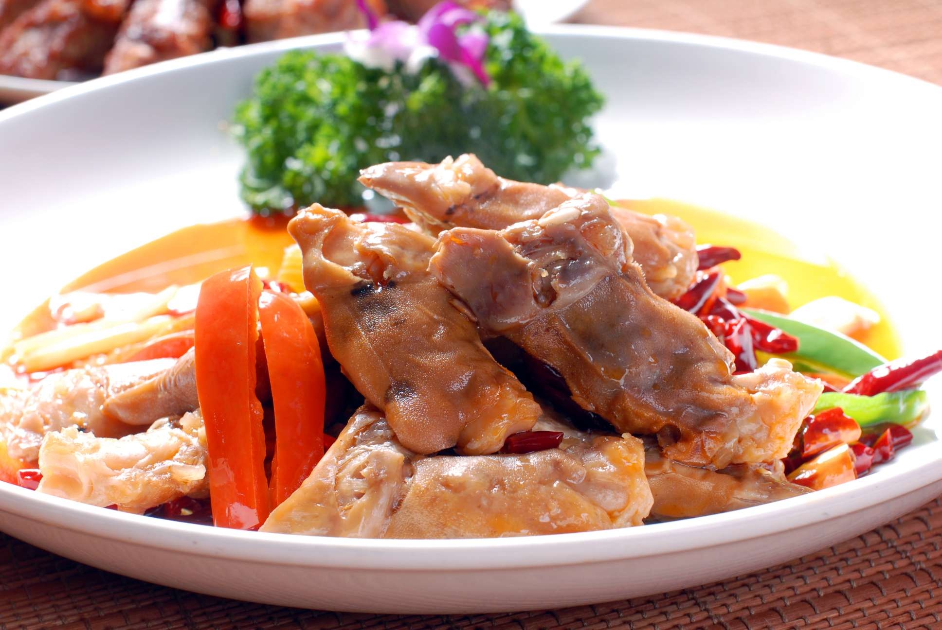 餐饮美食香辣羊蹄高清图片