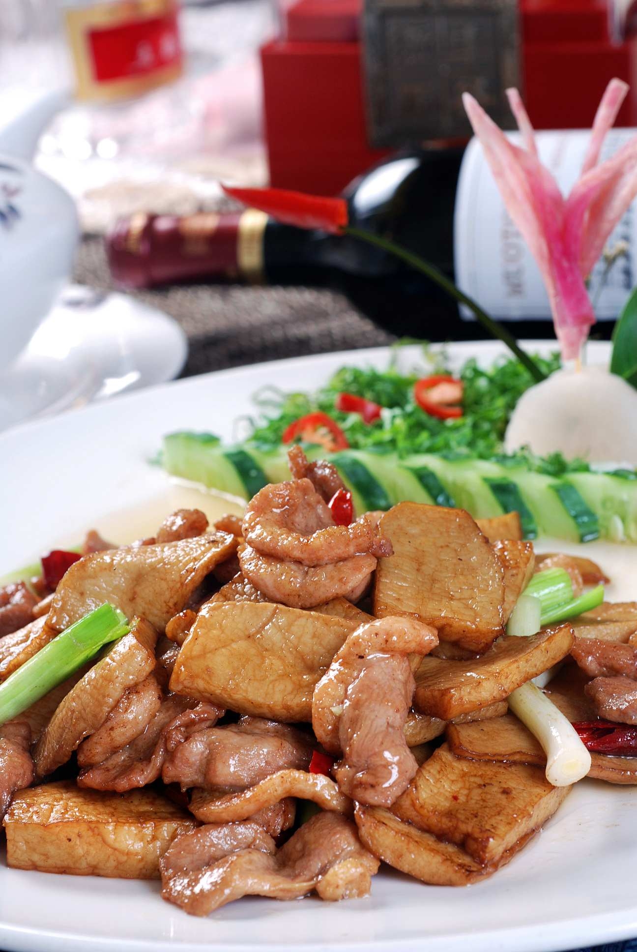 菌香鹅脯高清图片