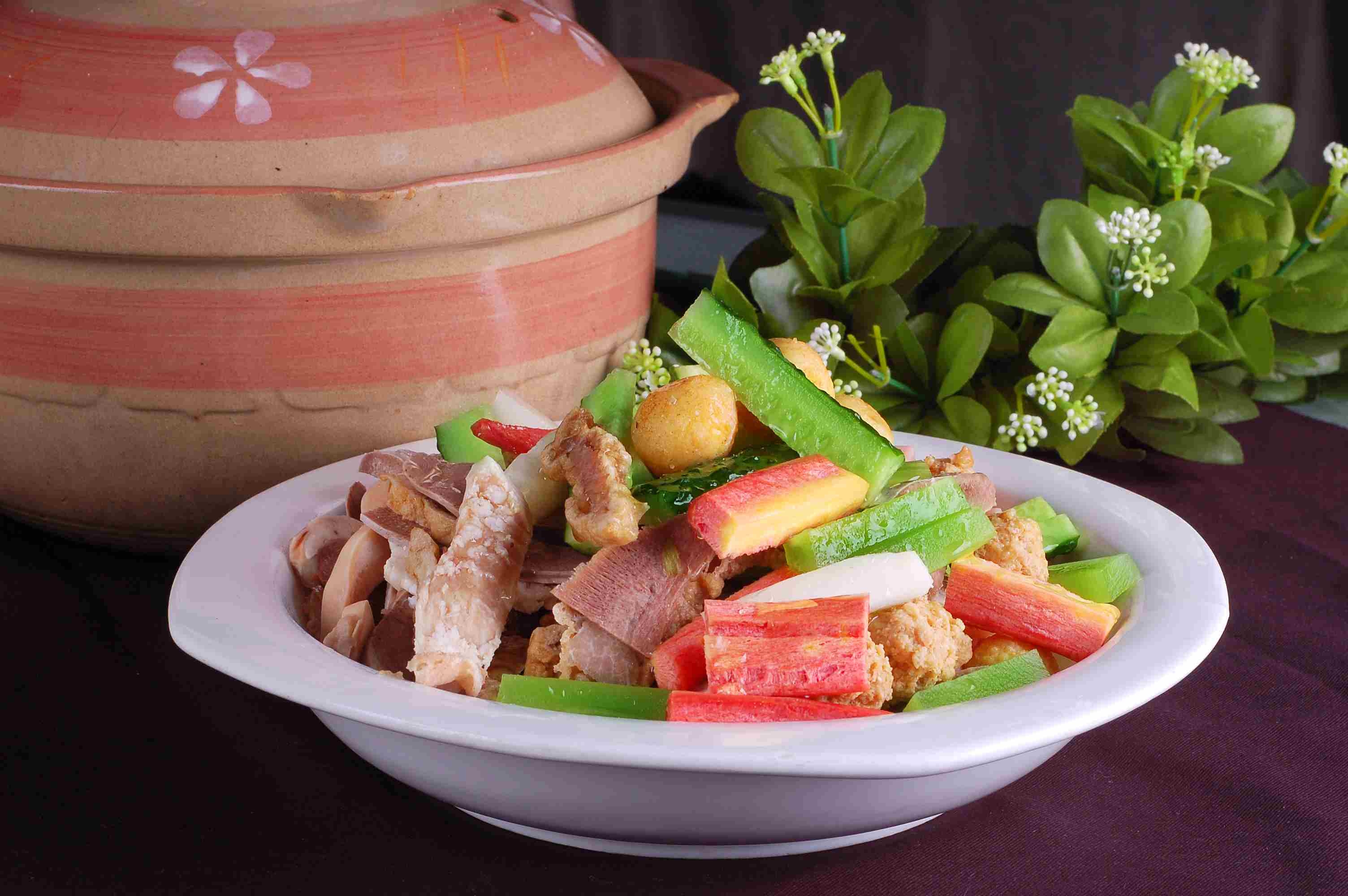 餐饮美食什锦砂锅高清图片