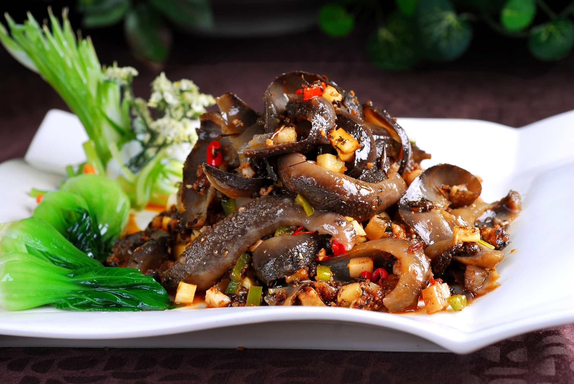 餐饮美食川菜干烧海参1高清图片