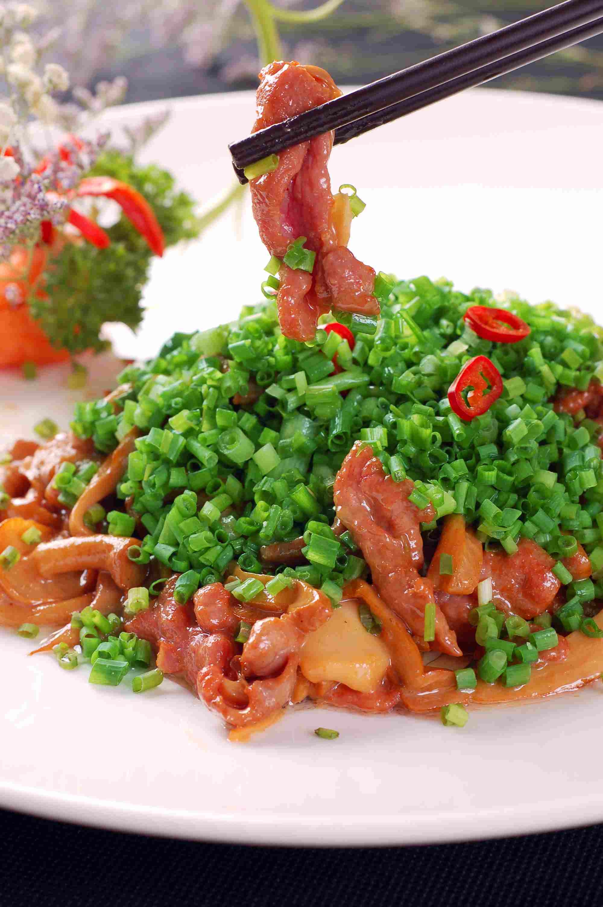 餐饮美食葱香嫩牛肉宣传图片灯箱